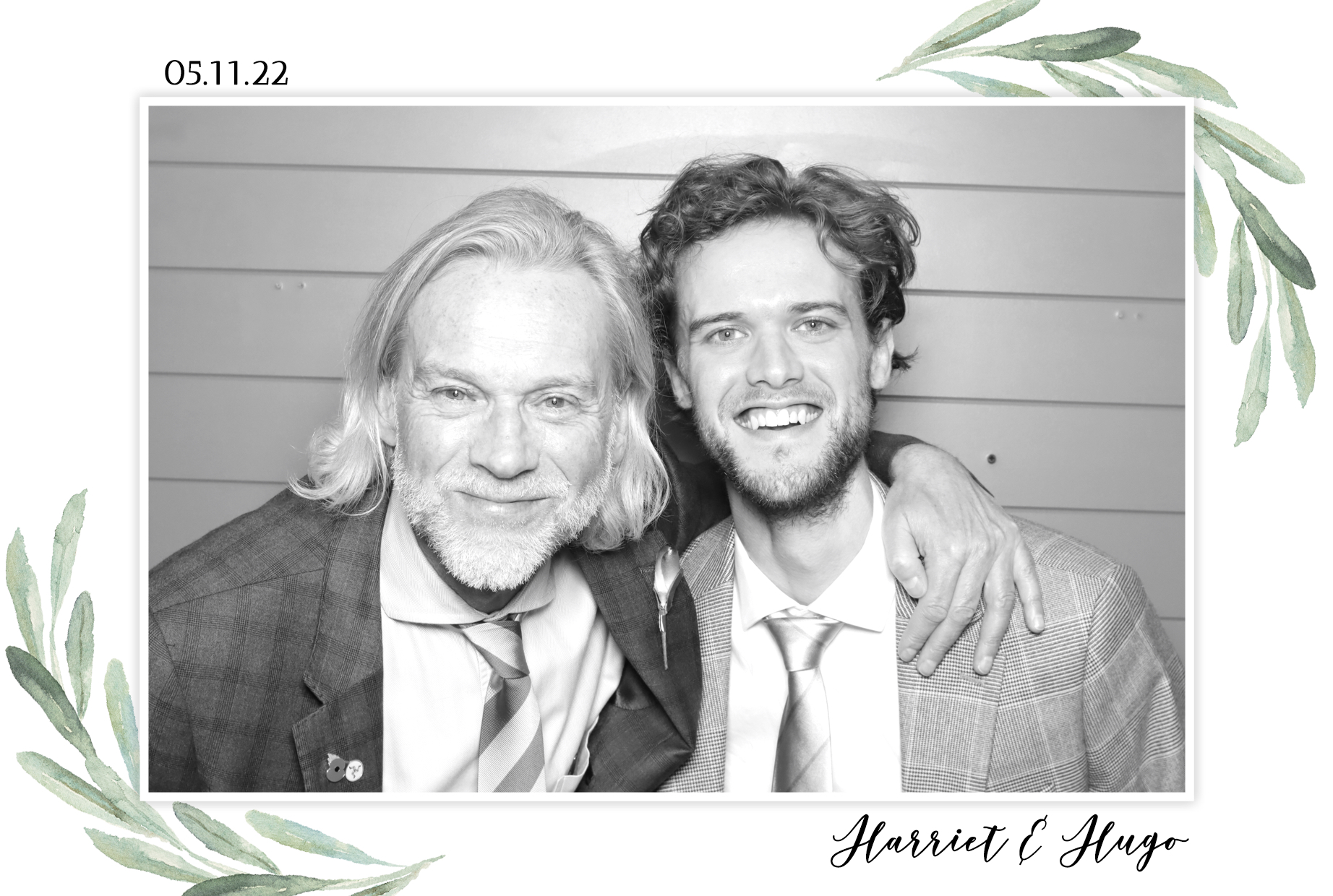 Harriet & Hugo | View more photos from the event at images.mobile-photo-booth.com/u/MobilePhotoBoothUK/Harriet-Hugo