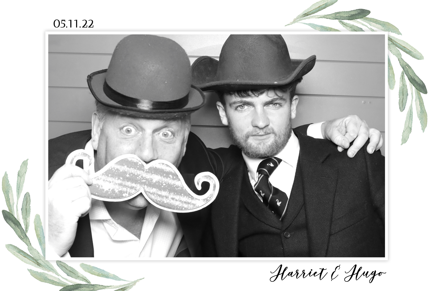 Harriet & Hugo | View more photos from the event at images.mobile-photo-booth.com/u/MobilePhotoBoothUK/Harriet-Hugo