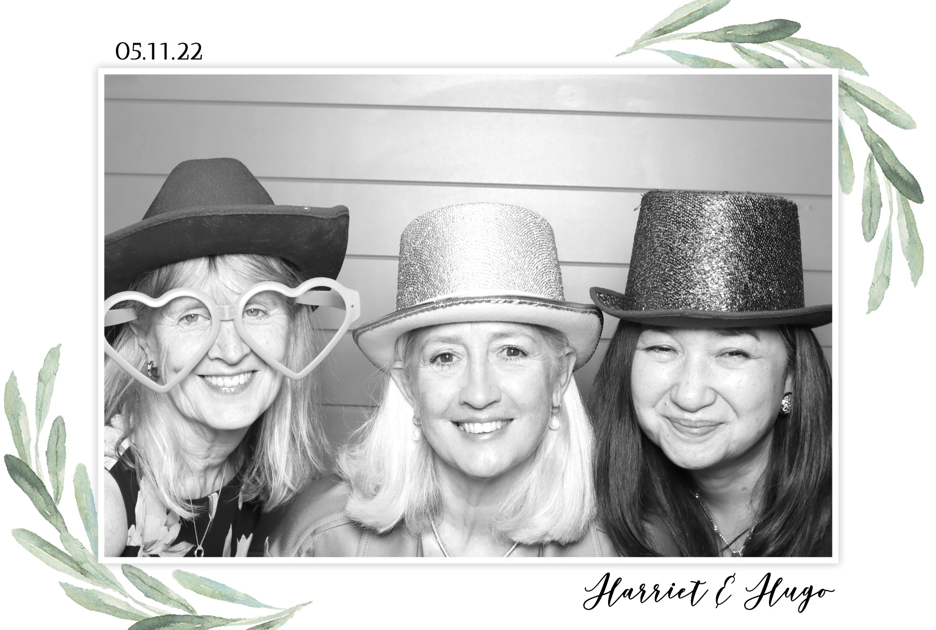 Harriet & Hugo | View more photos from the event at images.mobile-photo-booth.com/u/MobilePhotoBoothUK/Harriet-Hugo