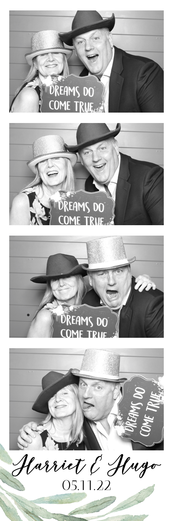 Harriet & Hugo | View more photos from the event at images.mobile-photo-booth.com/u/MobilePhotoBoothUK/Harriet-Hugo