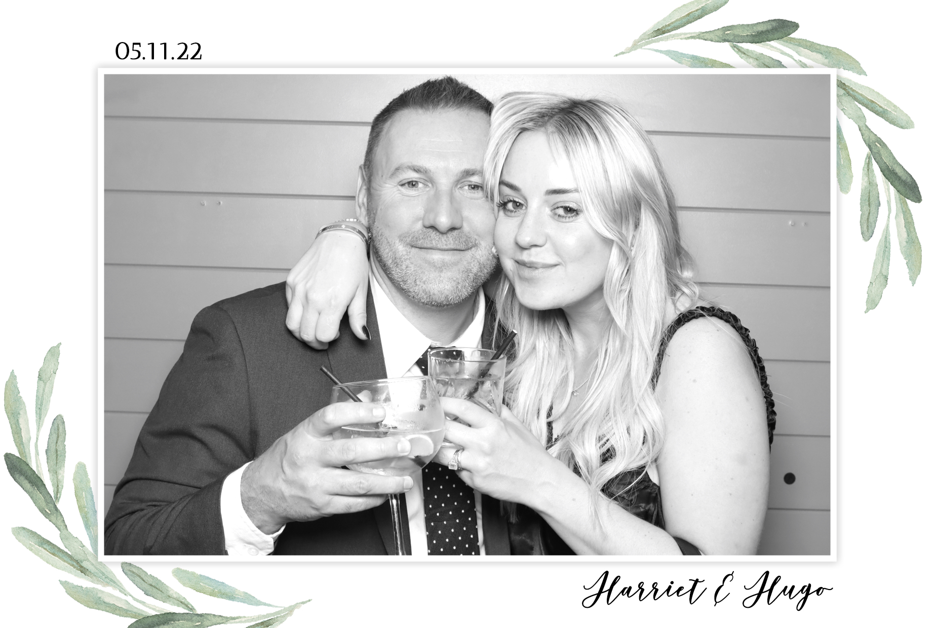 Harriet & Hugo | View more photos from the event at images.mobile-photo-booth.com/u/MobilePhotoBoothUK/Harriet-Hugo