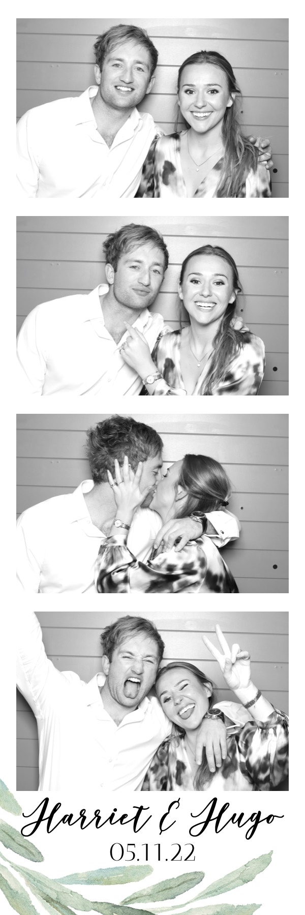 Harriet & Hugo | View more photos from the event at images.mobile-photo-booth.com/u/MobilePhotoBoothUK/Harriet-Hugo