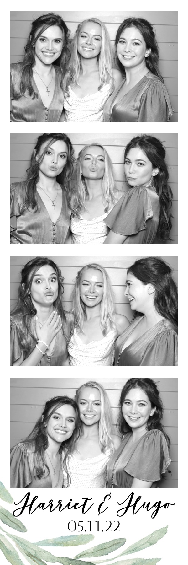 Harriet & Hugo | View more photos from the event at images.mobile-photo-booth.com/u/MobilePhotoBoothUK/Harriet-Hugo