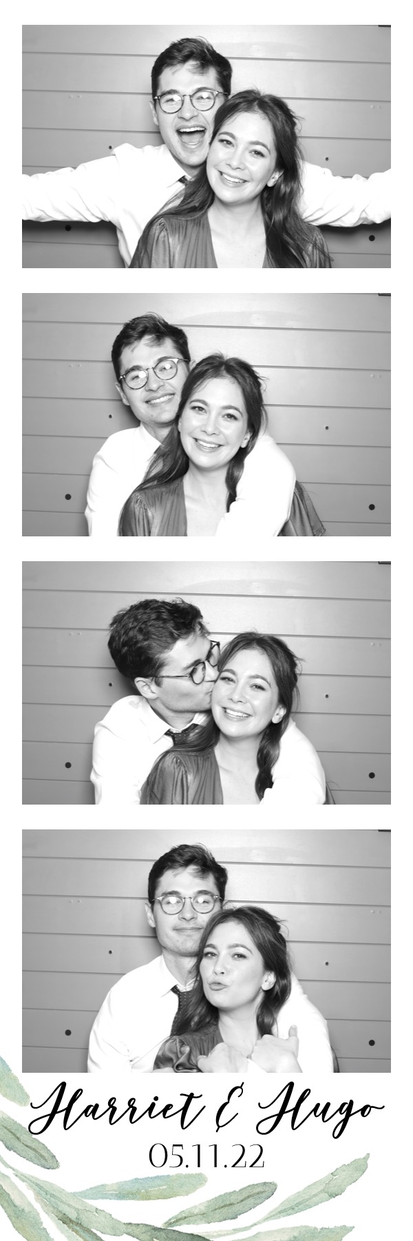 Harriet & Hugo | View more photos from the event at images.mobile-photo-booth.com/u/MobilePhotoBoothUK/Harriet-Hugo