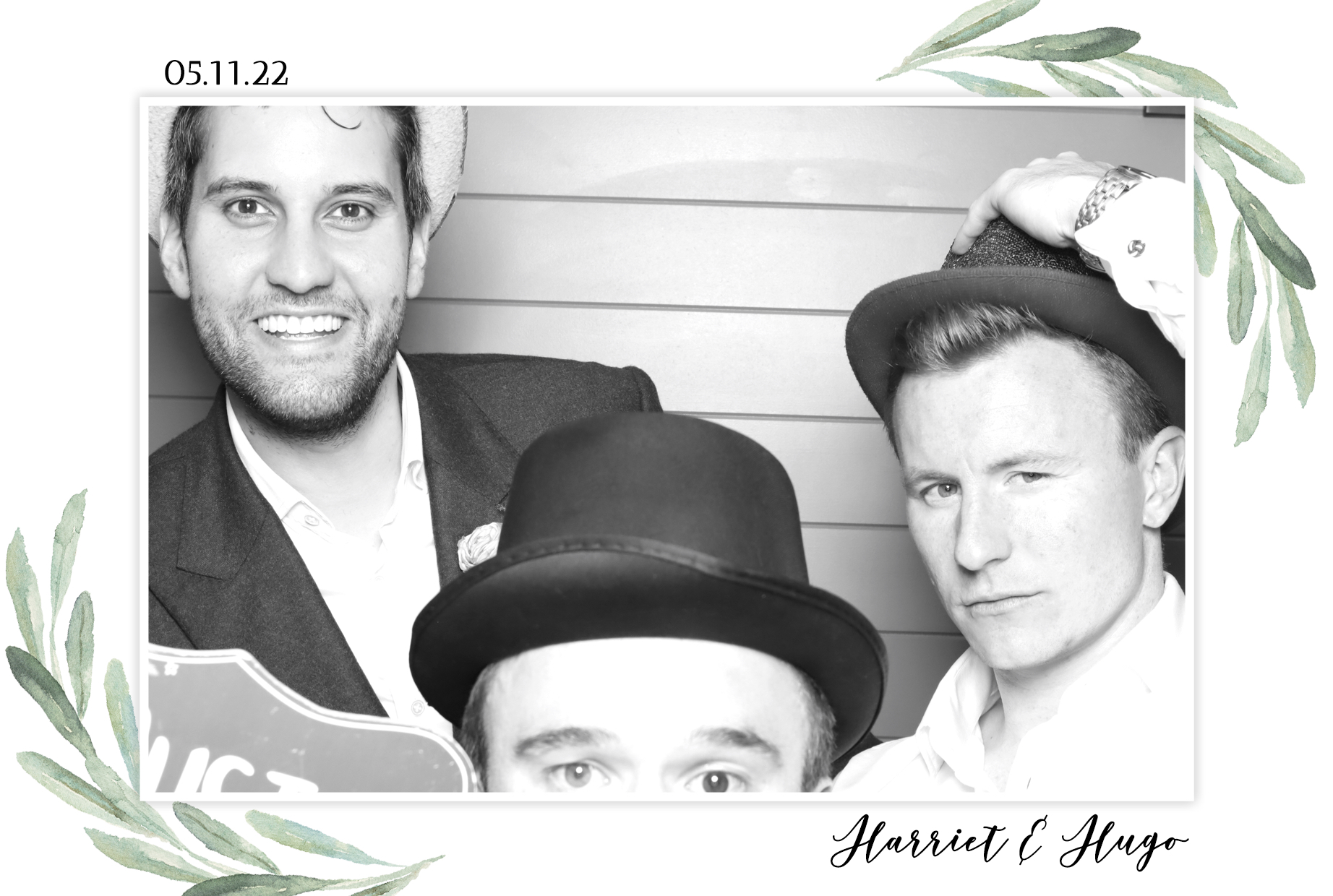 Harriet & Hugo | View more photos from the event at images.mobile-photo-booth.com/u/MobilePhotoBoothUK/Harriet-Hugo