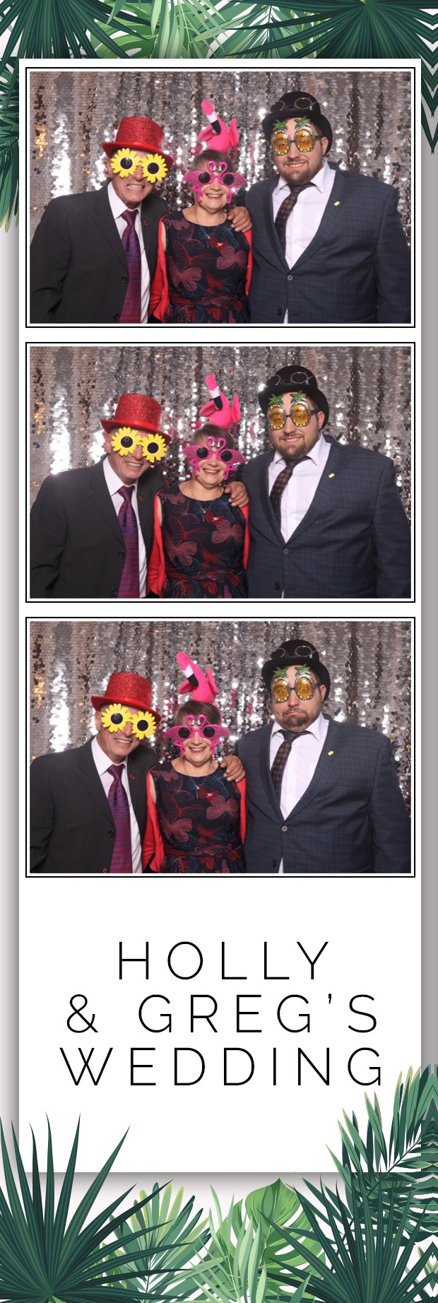 Holly & Greg | View more photos from the event at images.mobile-photo-booth.com/u/MobilePhotoBoothUK/Holly-Greg
