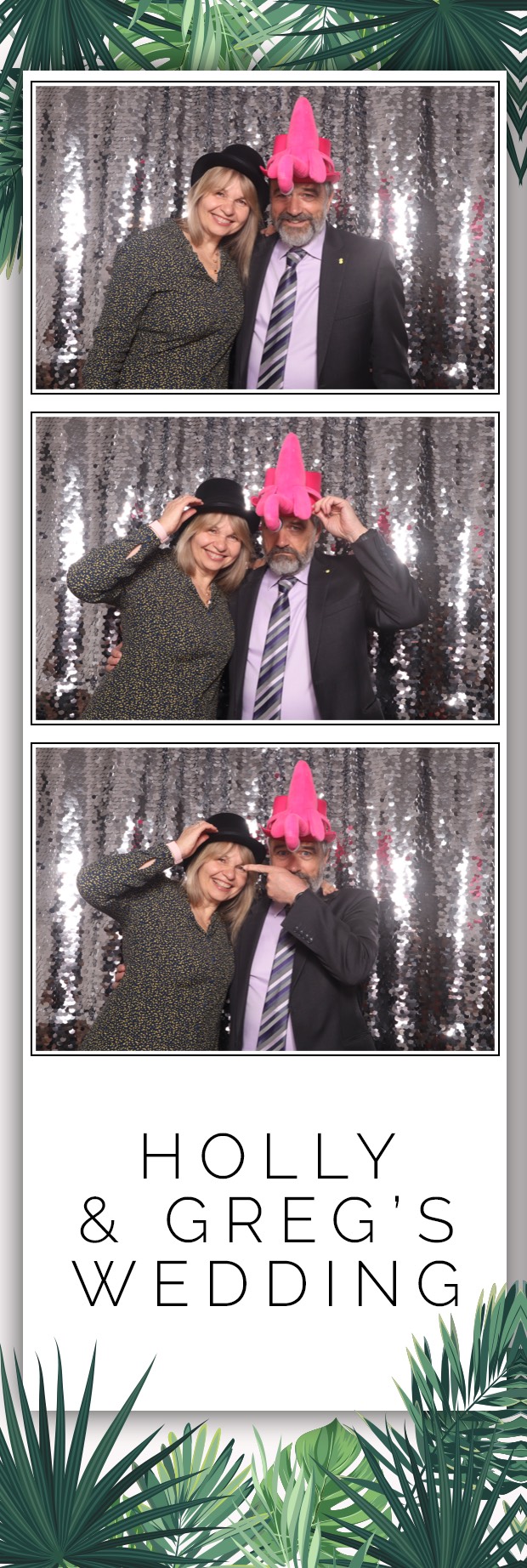 Holly & Greg | View more photos from the event at images.mobile-photo-booth.com/u/MobilePhotoBoothUK/Holly-Greg
