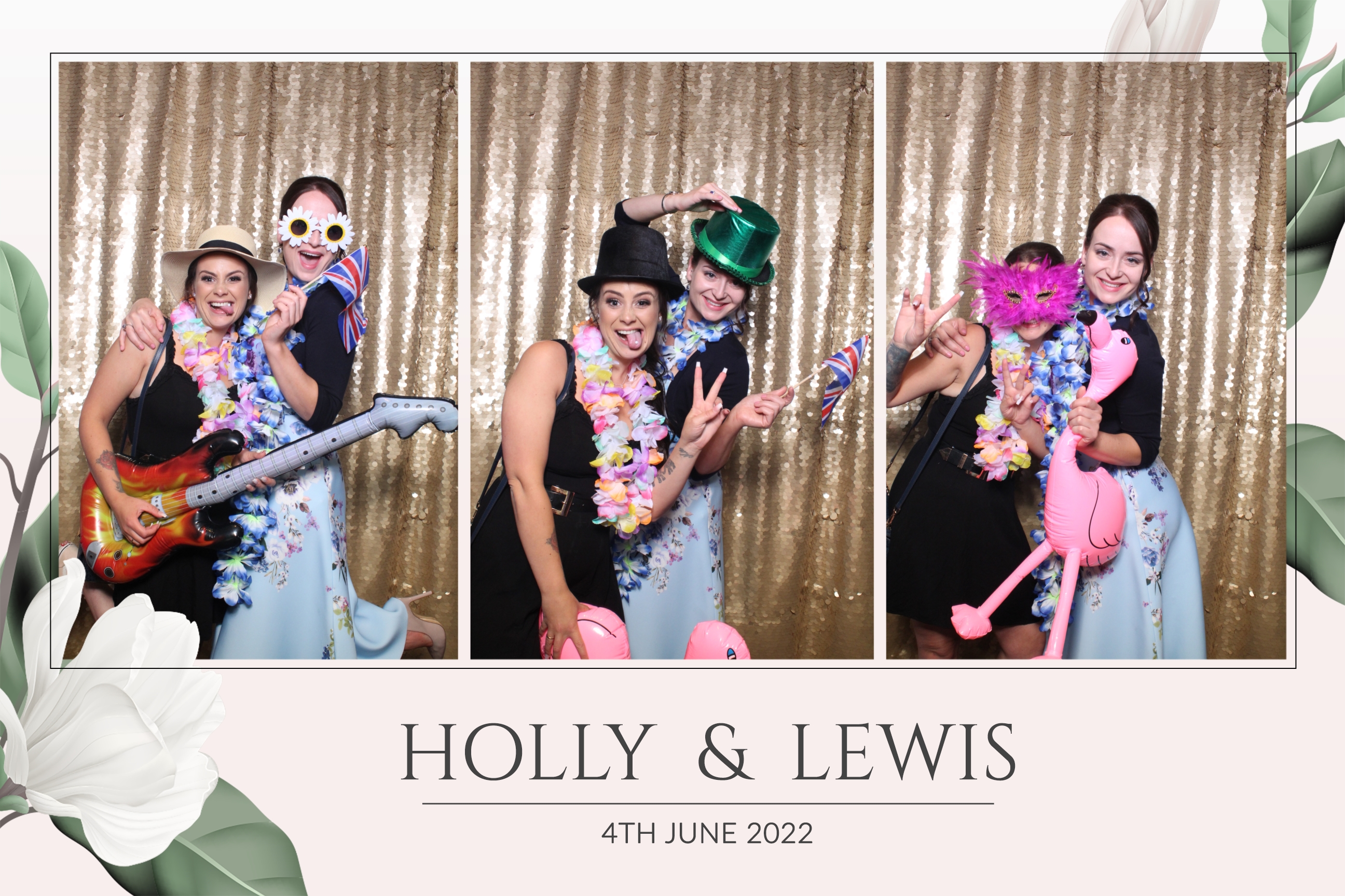 Holly & Lewis | View more photos from the event at images.mobile-photo-booth.com/u/MobilePhotoBoothUK/Holly-Lewis