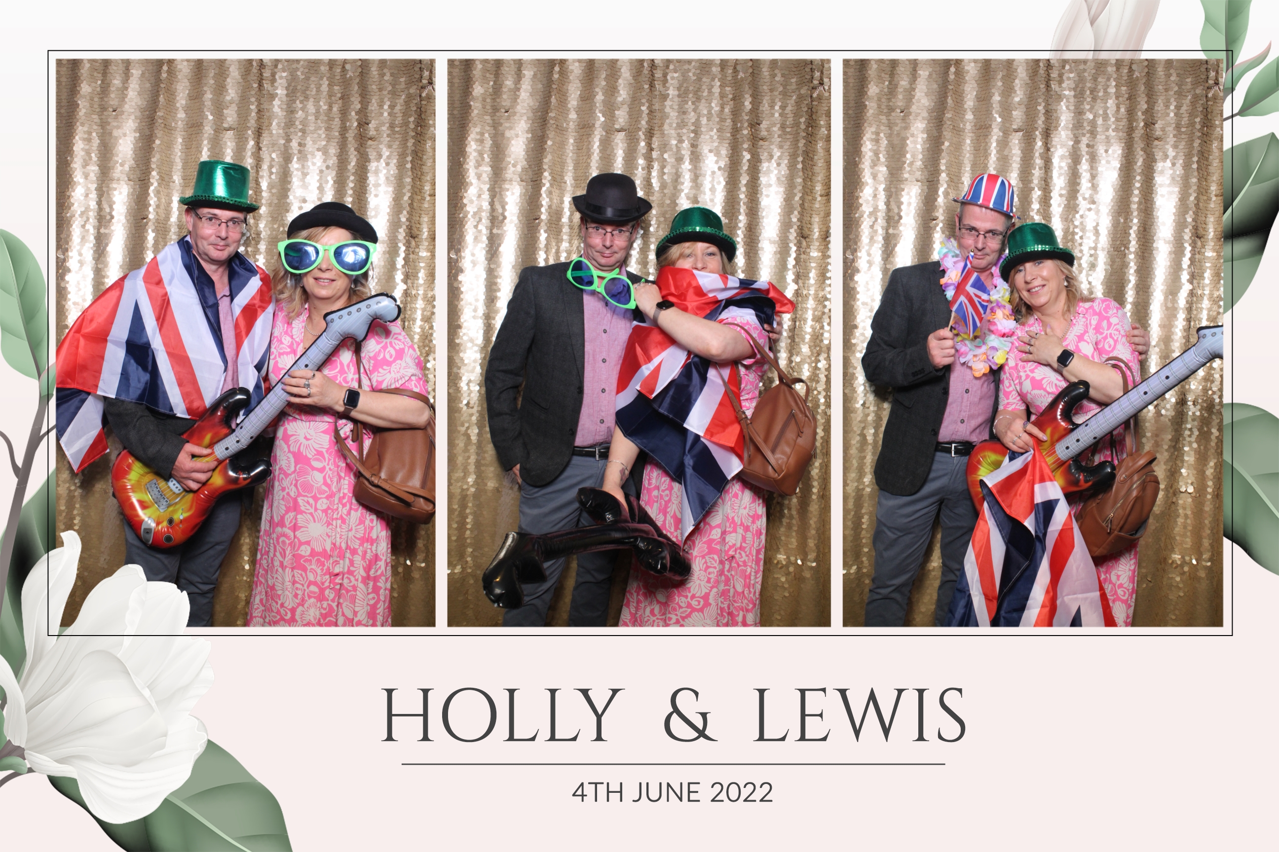 Holly & Lewis | View more photos from the event at images.mobile-photo-booth.com/u/MobilePhotoBoothUK/Holly-Lewis