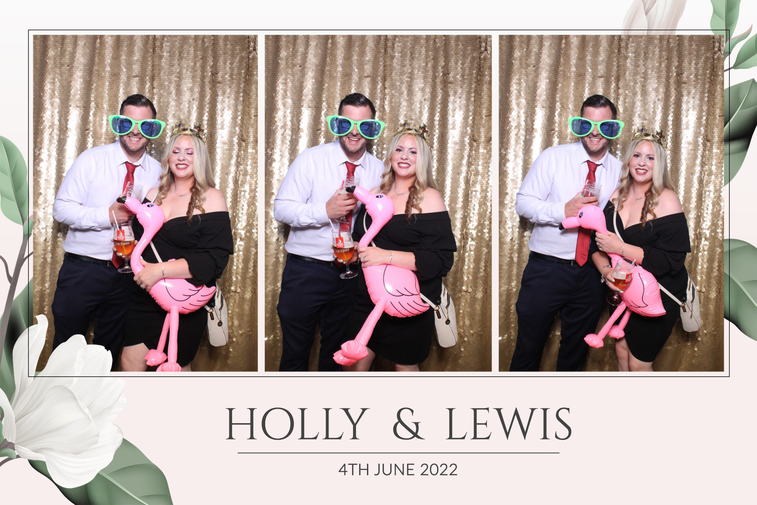 Holly & Lewis | View more photos from the event at images.mobile-photo-booth.com/u/MobilePhotoBoothUK/Holly-Lewis