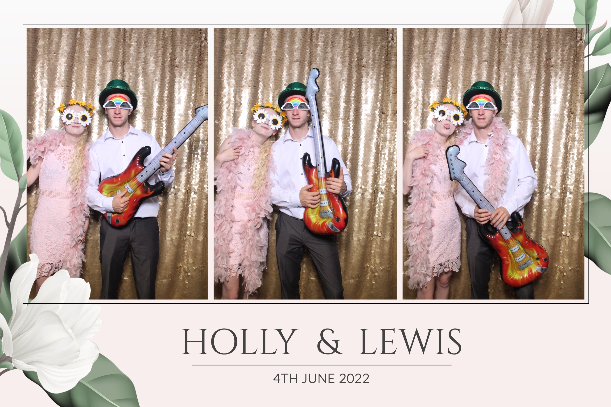 Holly & Lewis | View more photos from the event at images.mobile-photo-booth.com/u/MobilePhotoBoothUK/Holly-Lewis