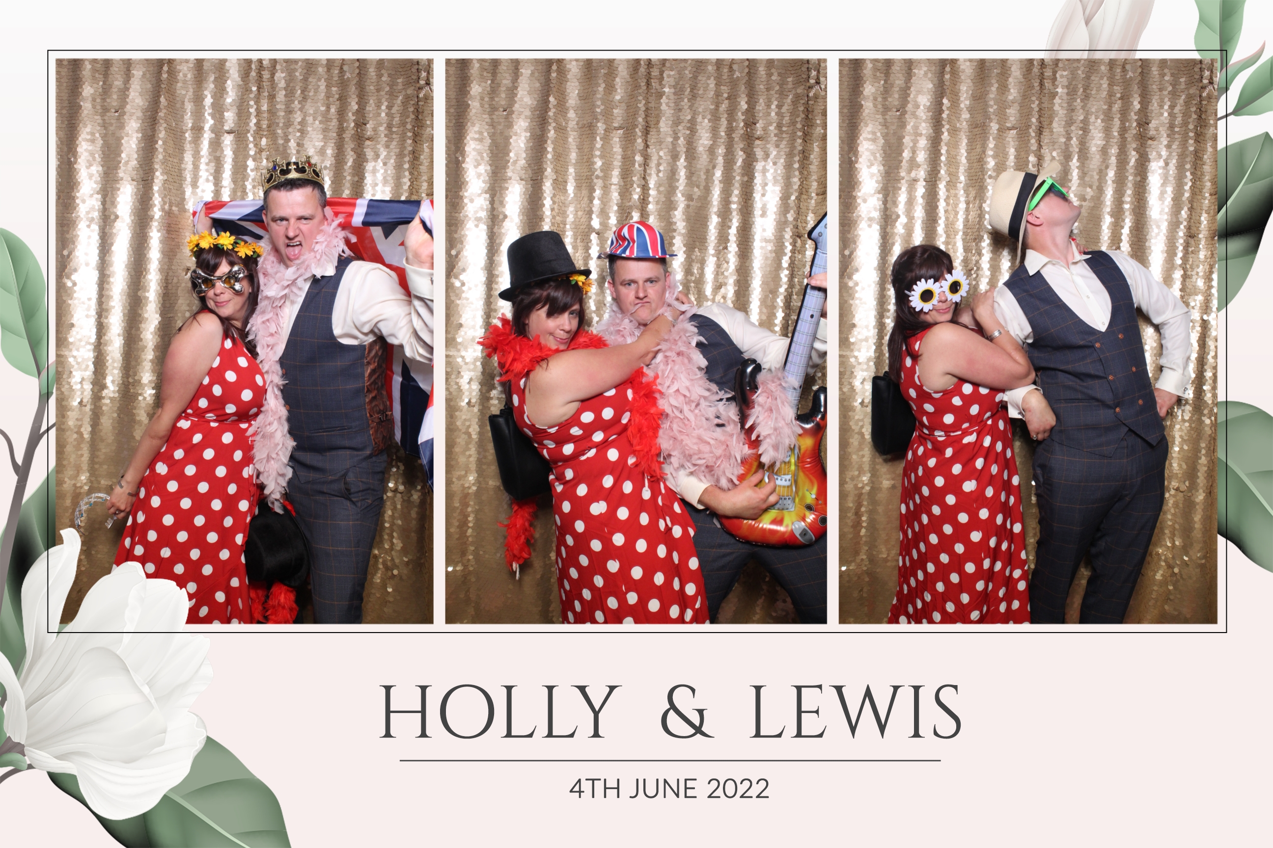 Holly & Lewis | View more photos from the event at images.mobile-photo-booth.com/u/MobilePhotoBoothUK/Holly-Lewis