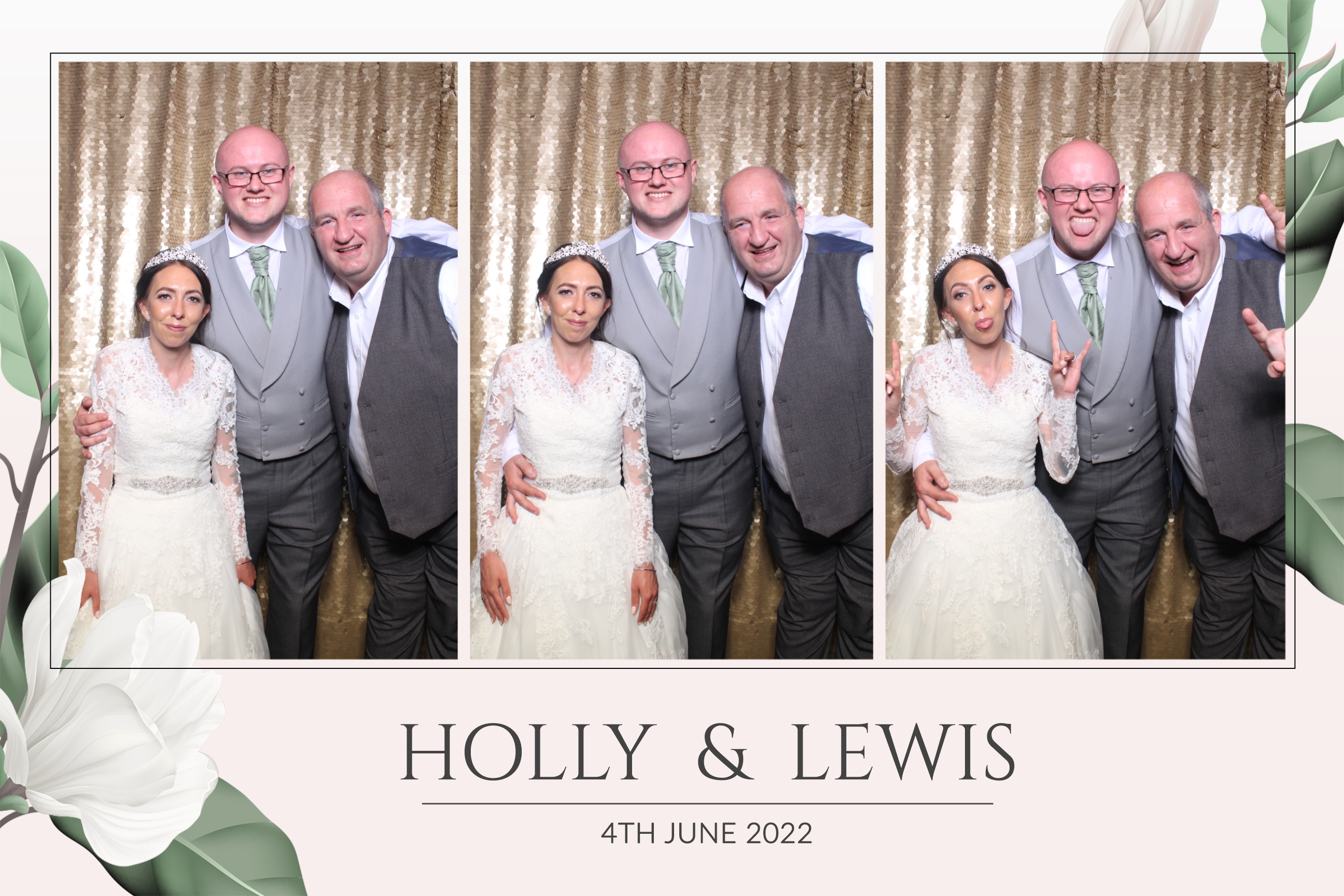 Holly & Lewis | View more photos from the event at images.mobile-photo-booth.com/u/MobilePhotoBoothUK/Holly-Lewis