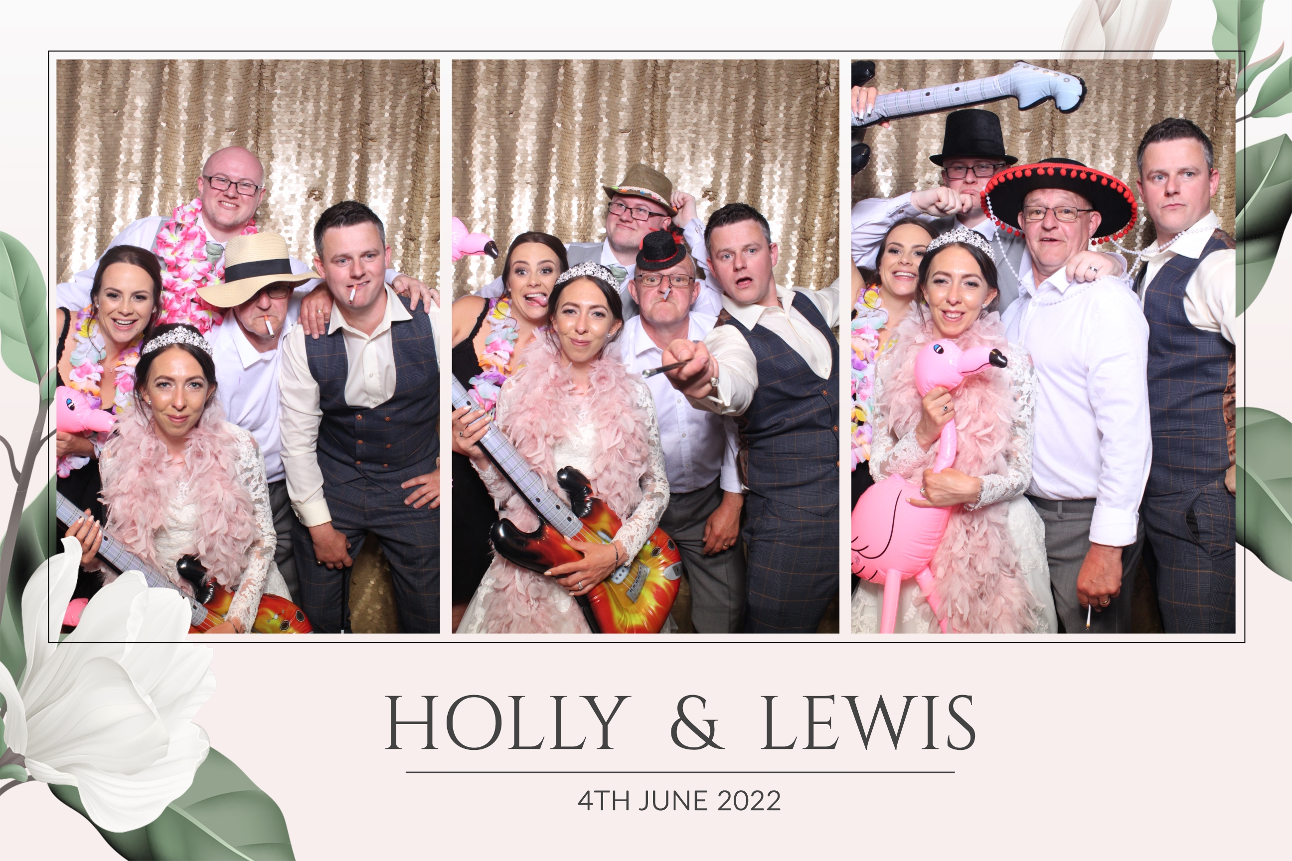 Holly & Lewis | View more photos from the event at images.mobile-photo-booth.com/u/MobilePhotoBoothUK/Holly-Lewis