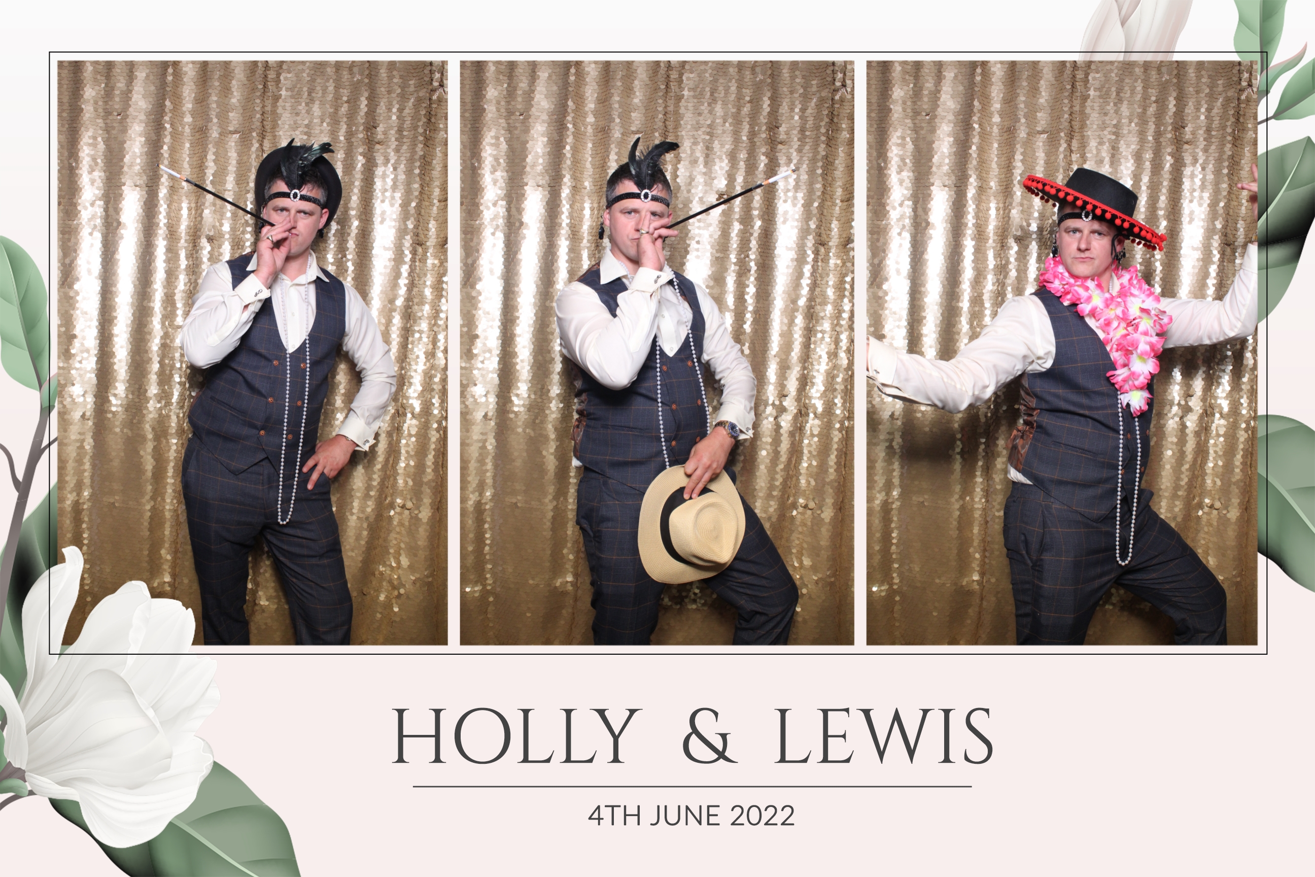 Holly & Lewis | View more photos from the event at images.mobile-photo-booth.com/u/MobilePhotoBoothUK/Holly-Lewis