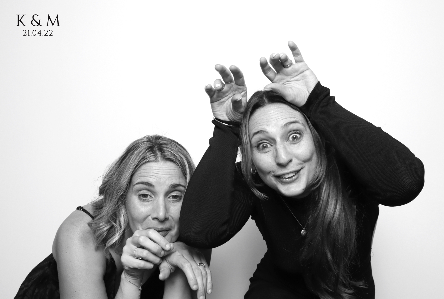 Kathryn & Matthew | View more photos from the event at images.mobile-photo-booth.com/u/MobilePhotoBoothUK/Kathryn-Matthew