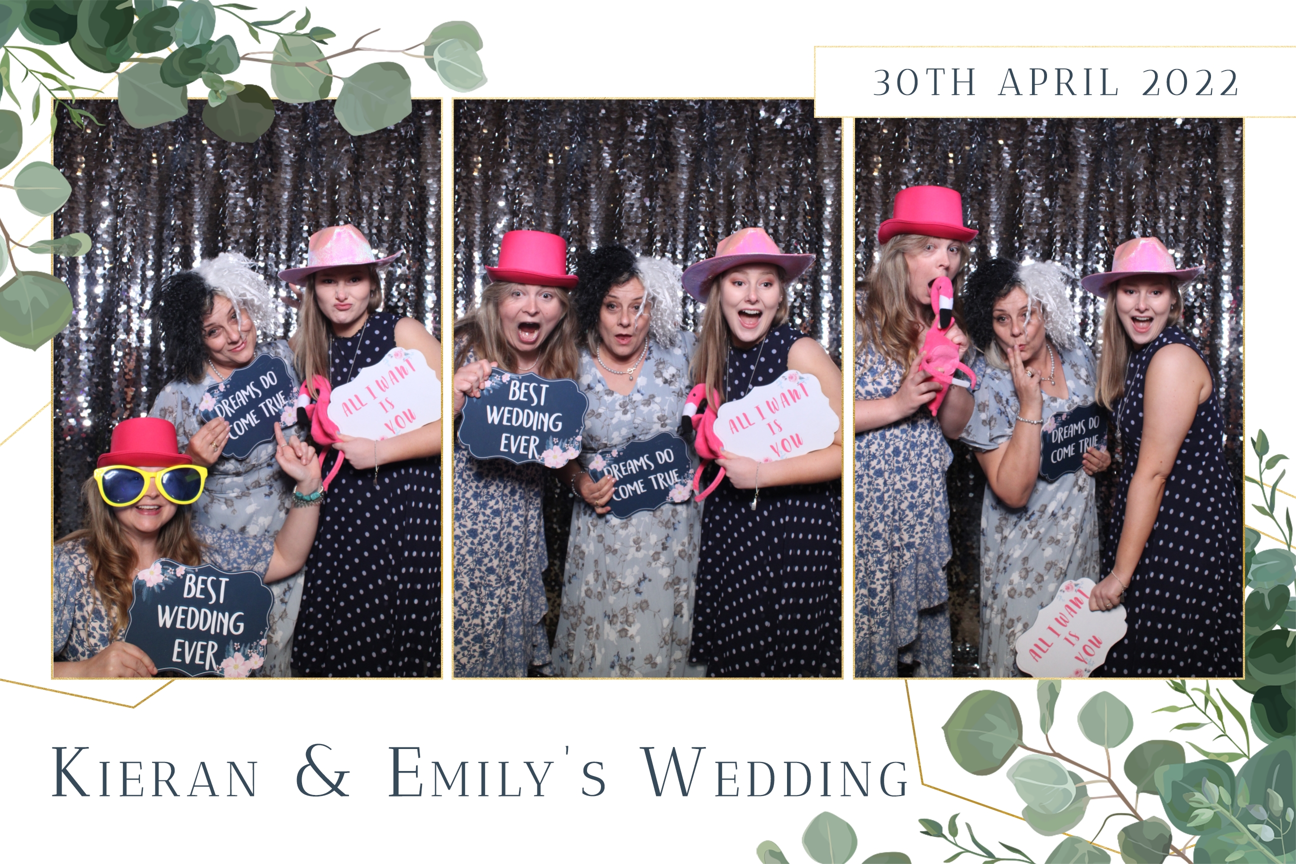 Kieran & Emily | View more photos from the event at images.mobile-photo-booth.com/u/MobilePhotoBoothUK/Kieran-Emily