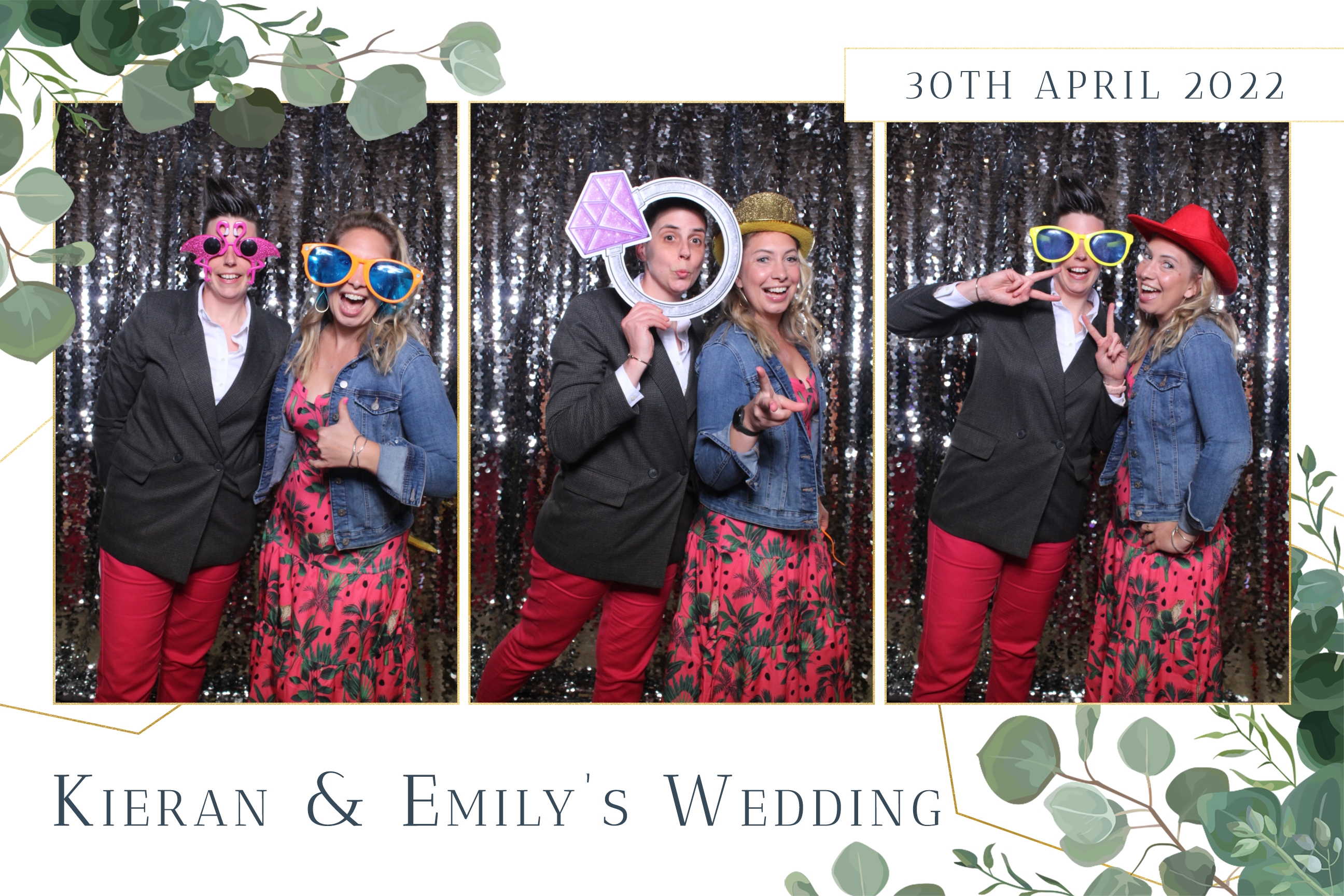 Kieran & Emily | View more photos from the event at images.mobile-photo-booth.com/u/MobilePhotoBoothUK/Kieran-Emily