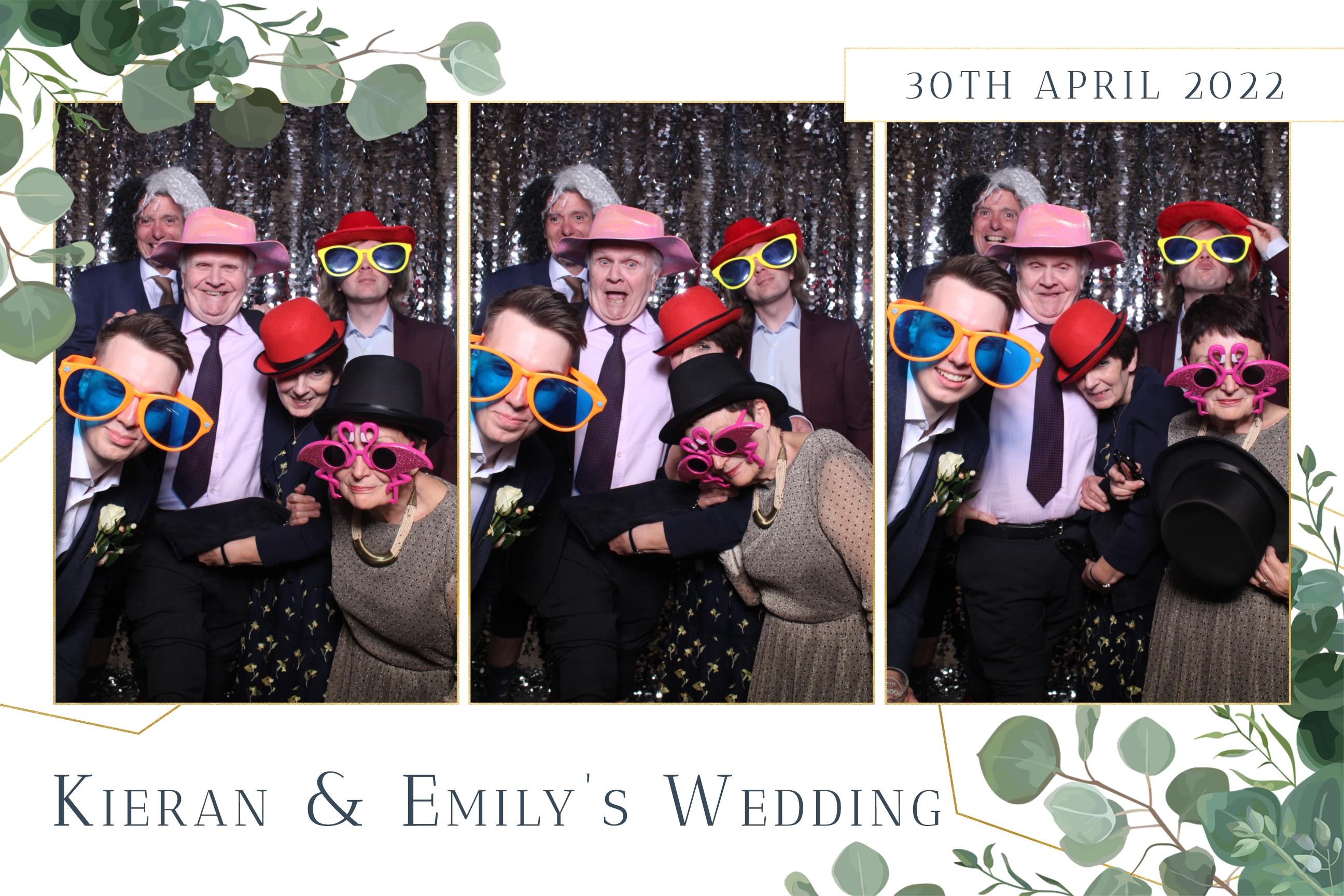 Kieran & Emily | View more photos from the event at images.mobile-photo-booth.com/u/MobilePhotoBoothUK/Kieran-Emily