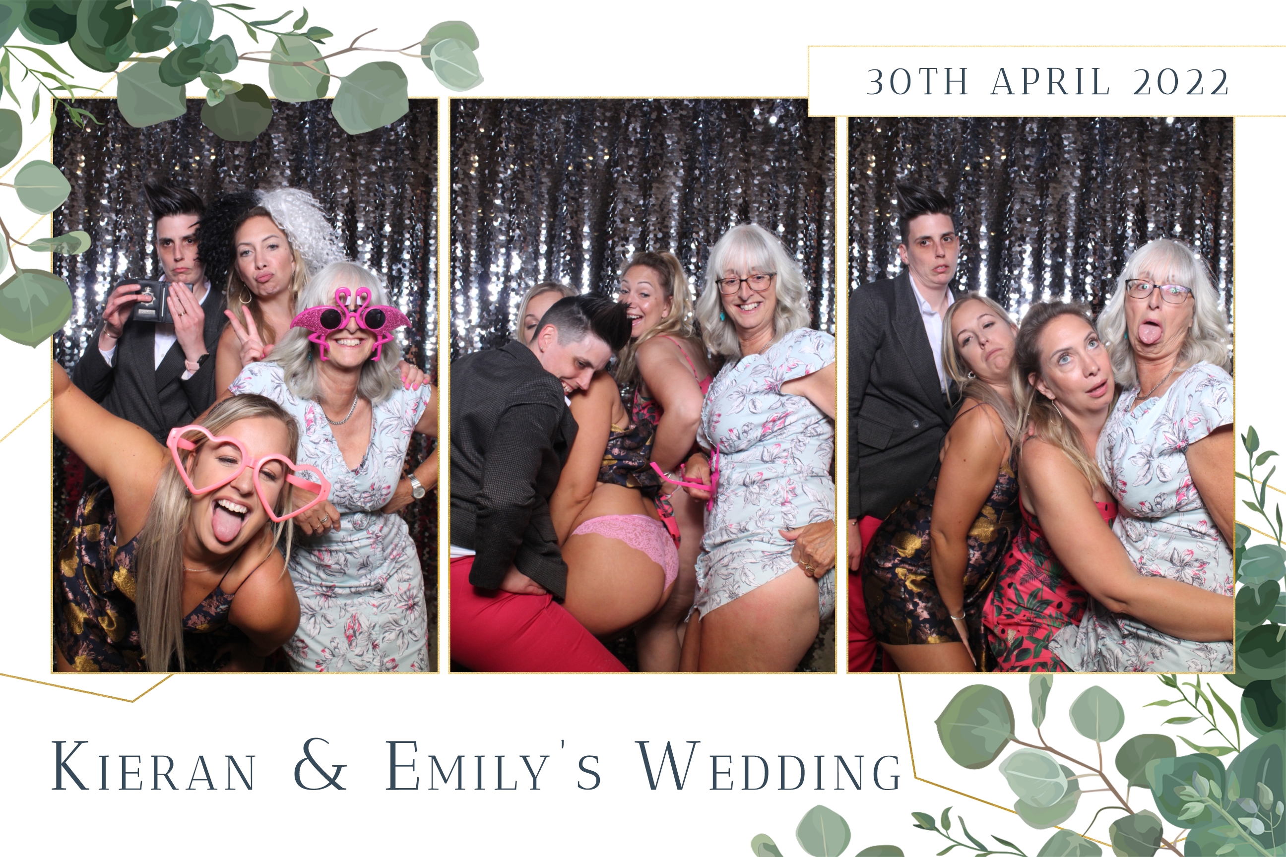 Kieran & Emily | View more photos from the event at images.mobile-photo-booth.com/u/MobilePhotoBoothUK/Kieran-Emily
