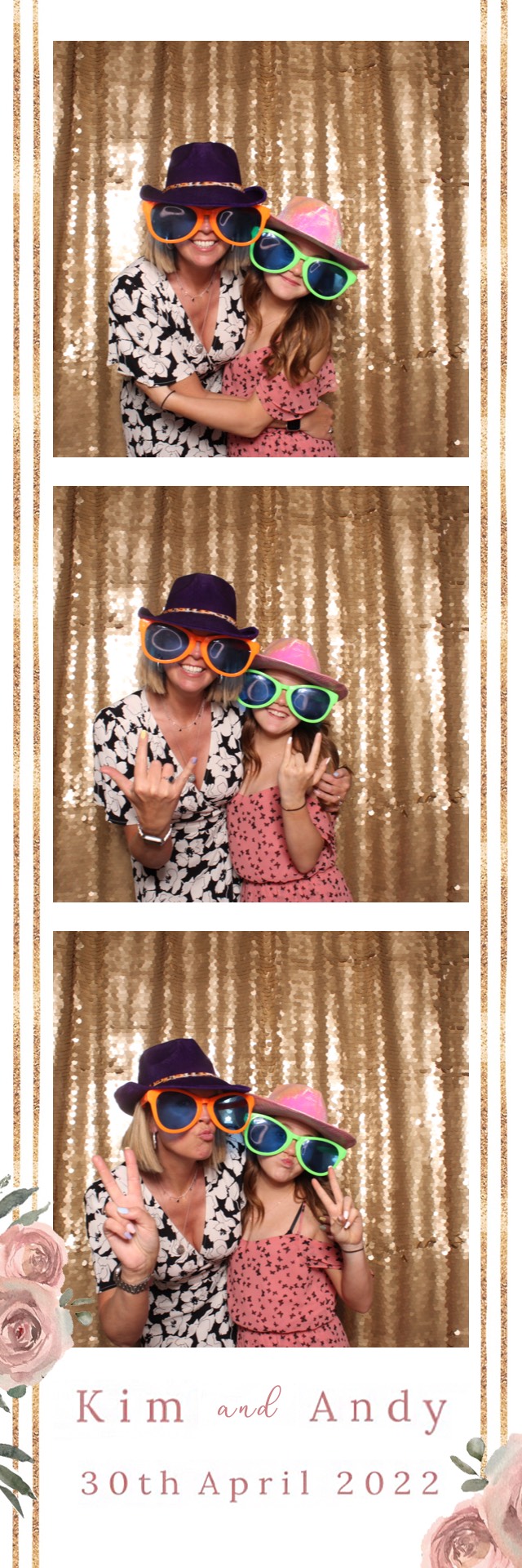Kim & Andy | View more photos from the event at images.mobile-photo-booth.com/u/MobilePhotoBoothUK/Kim-Andy