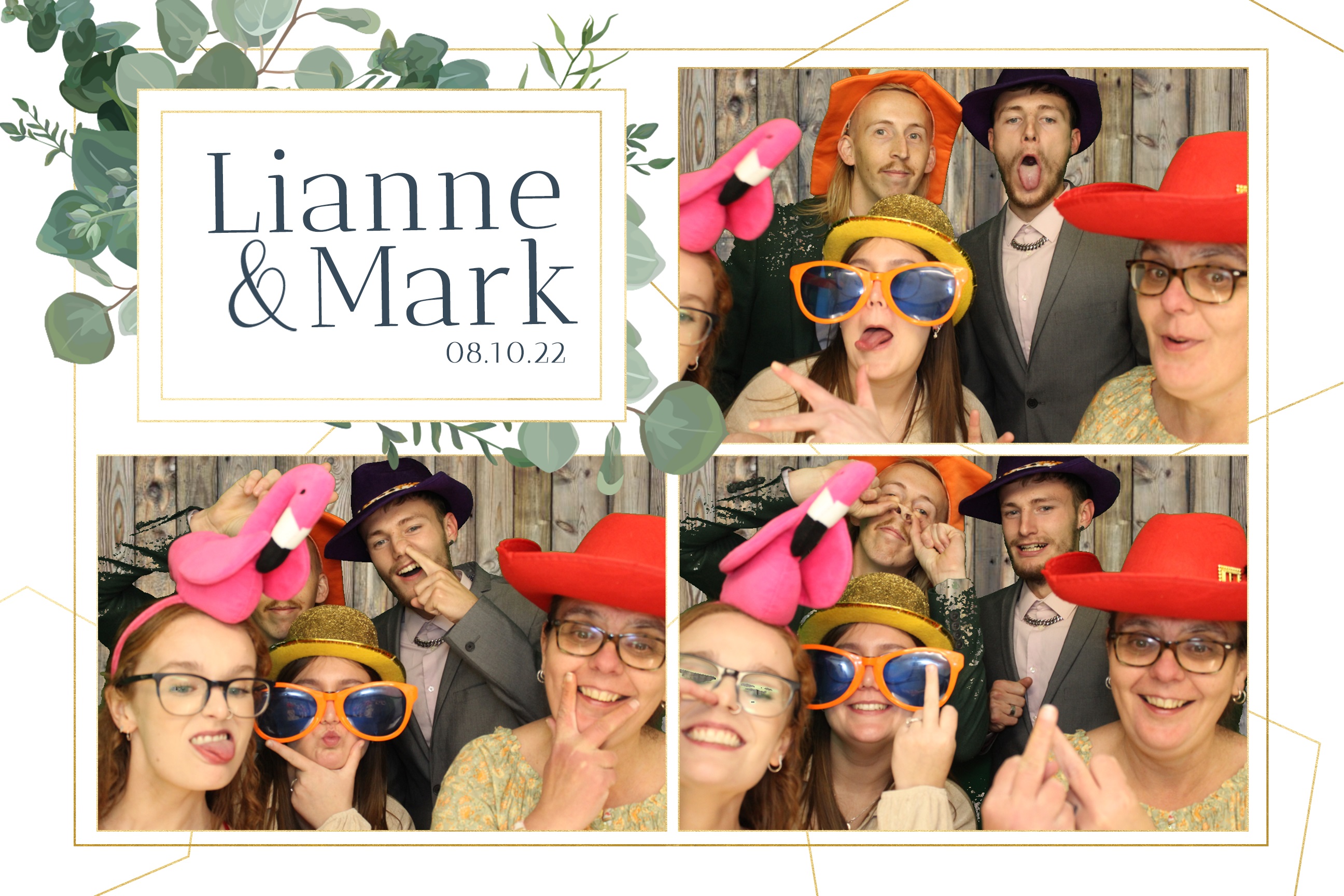 Lianne & Mark | View more photos from the event at images.mobile-photo-booth.com/u/MobilePhotoBoothUK/Lianne-Mark