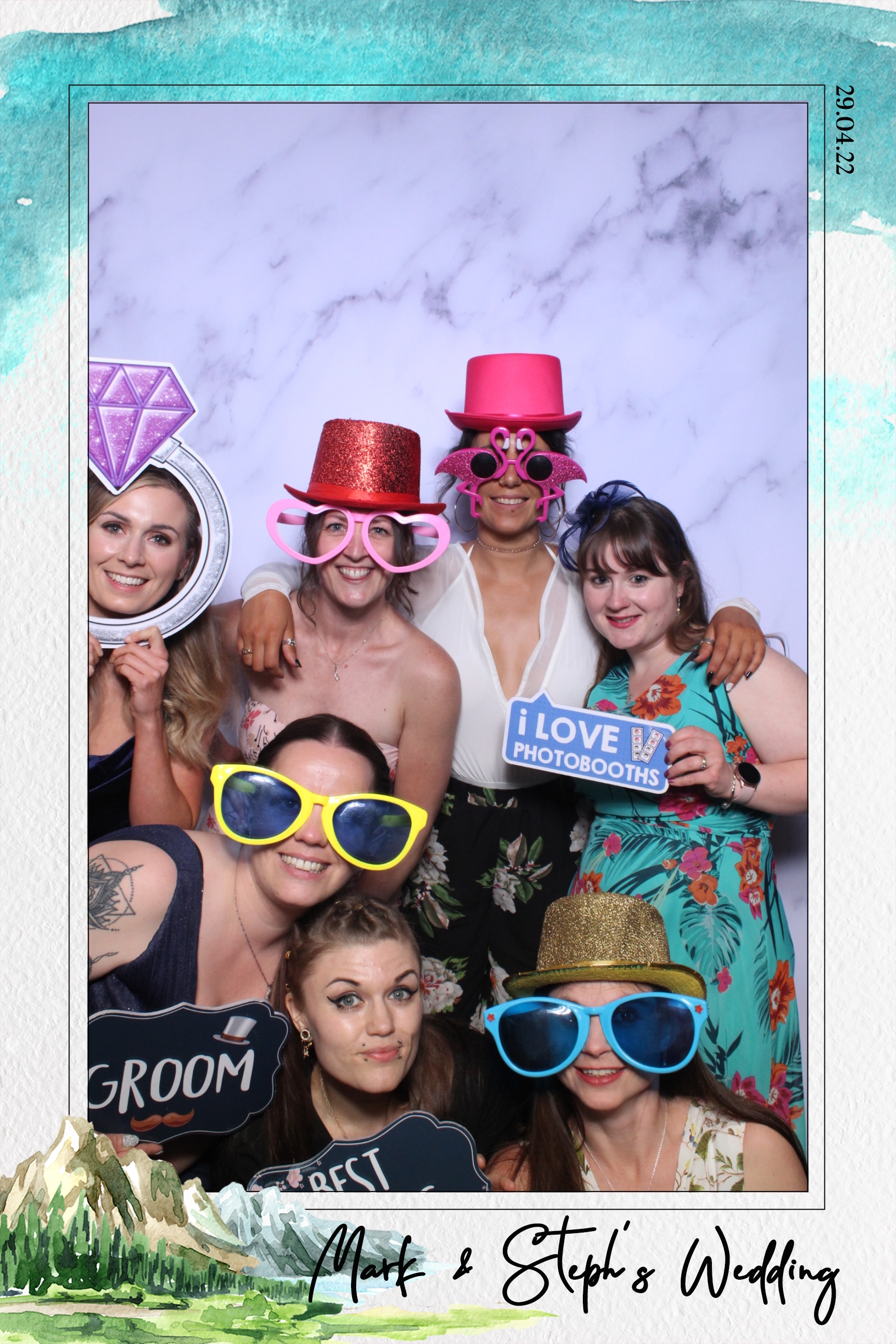 Mark & Steph | View more photos from the event at images.mobile-photo-booth.com/u/MobilePhotoBoothUK/Mark-Steph