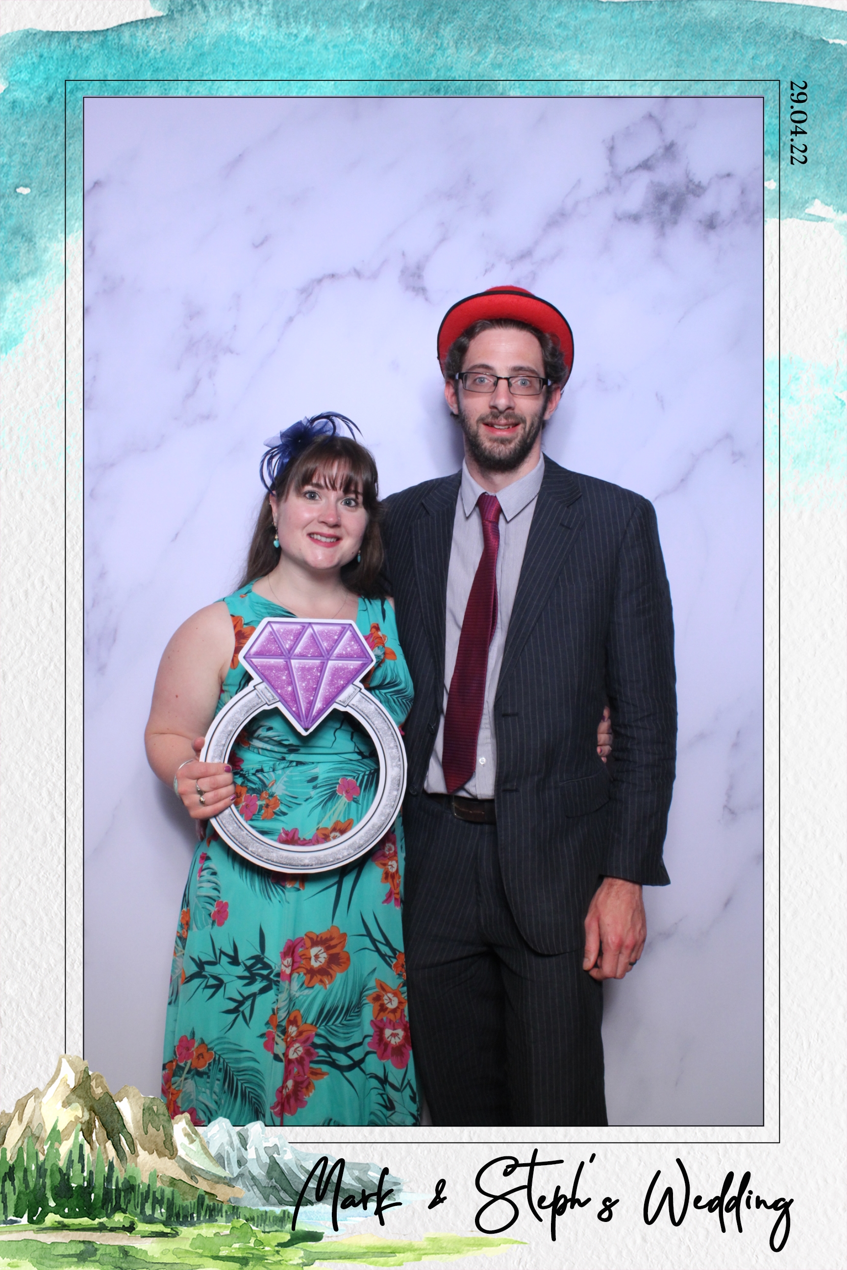 Mark & Steph | View more photos from the event at images.mobile-photo-booth.com/u/MobilePhotoBoothUK/Mark-Steph
