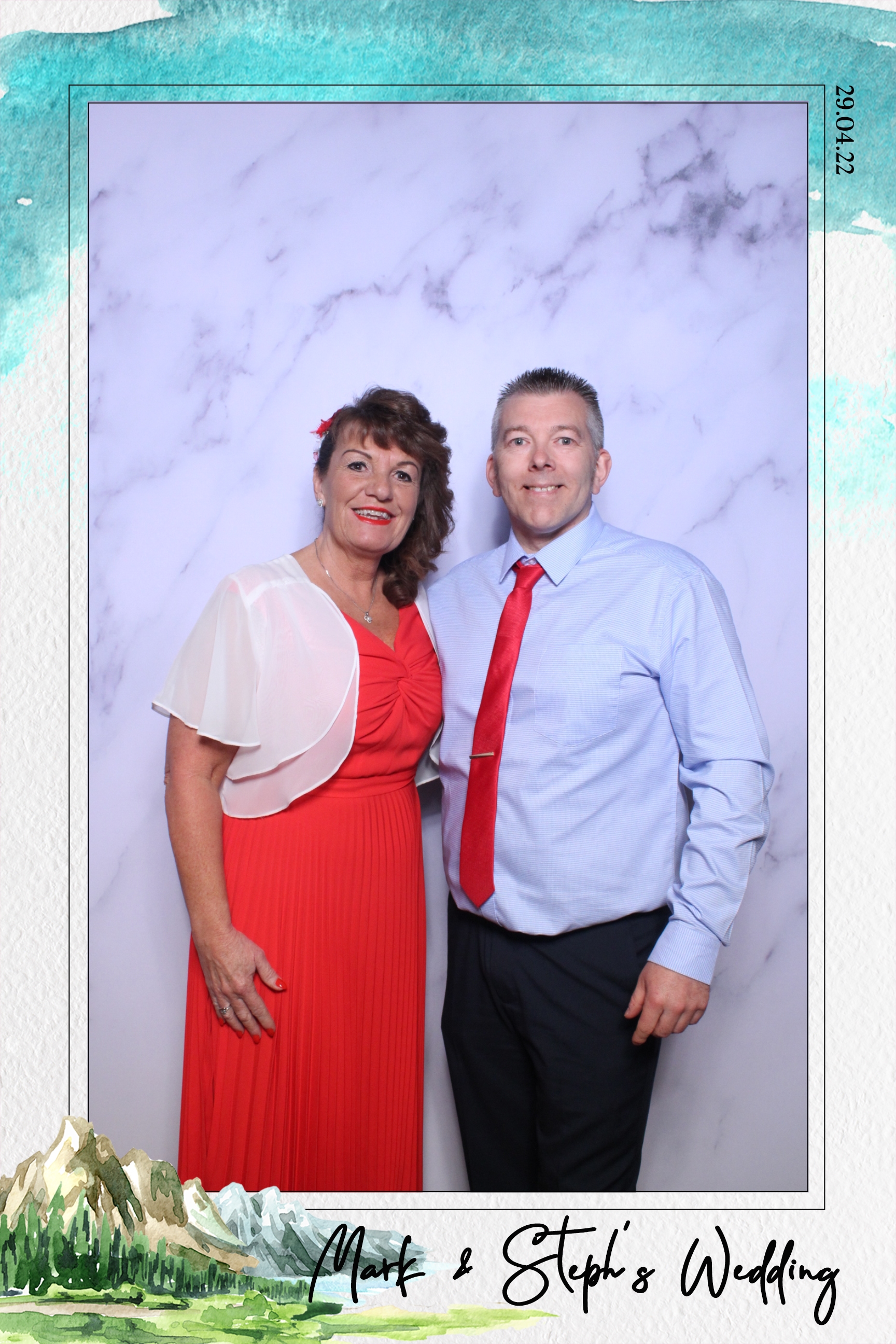 Mark & Steph | View more photos from the event at images.mobile-photo-booth.com/u/MobilePhotoBoothUK/Mark-Steph
