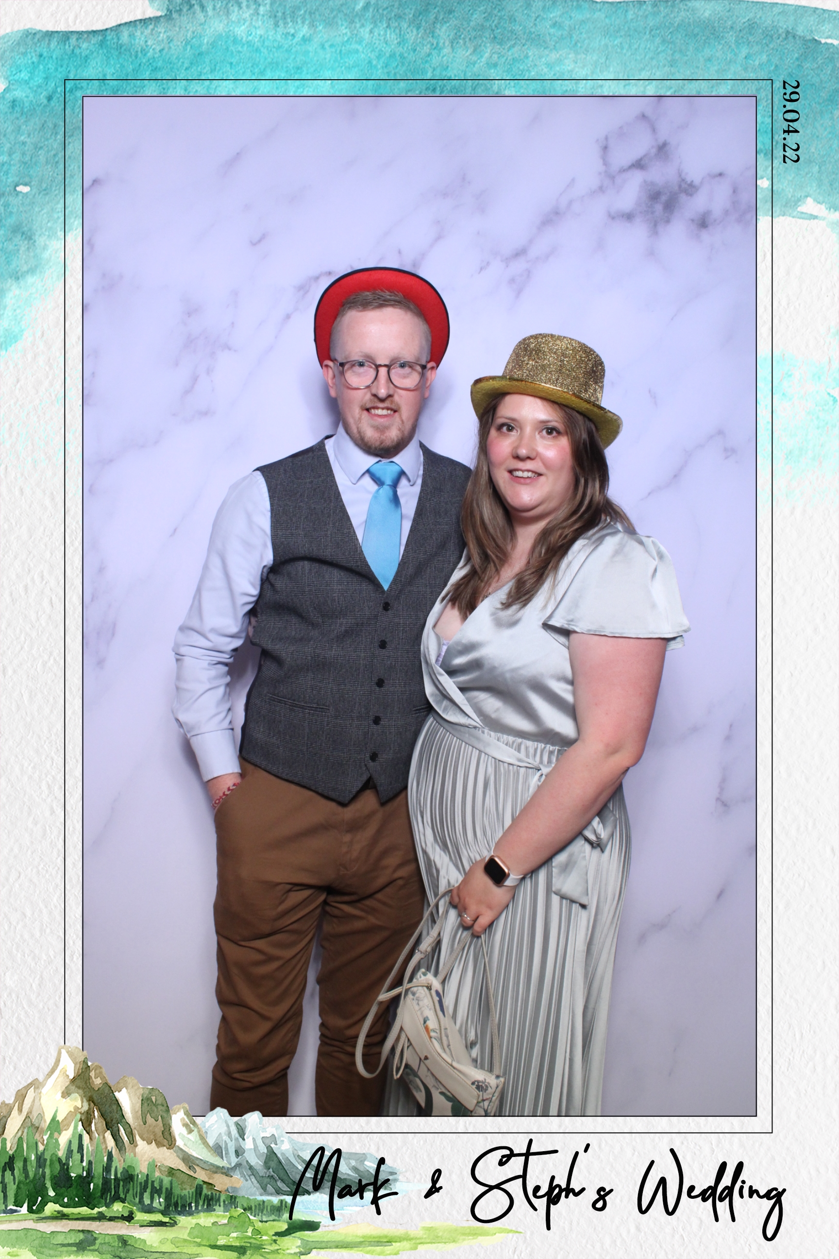 Mark & Steph | View more photos from the event at images.mobile-photo-booth.com/u/MobilePhotoBoothUK/Mark-Steph