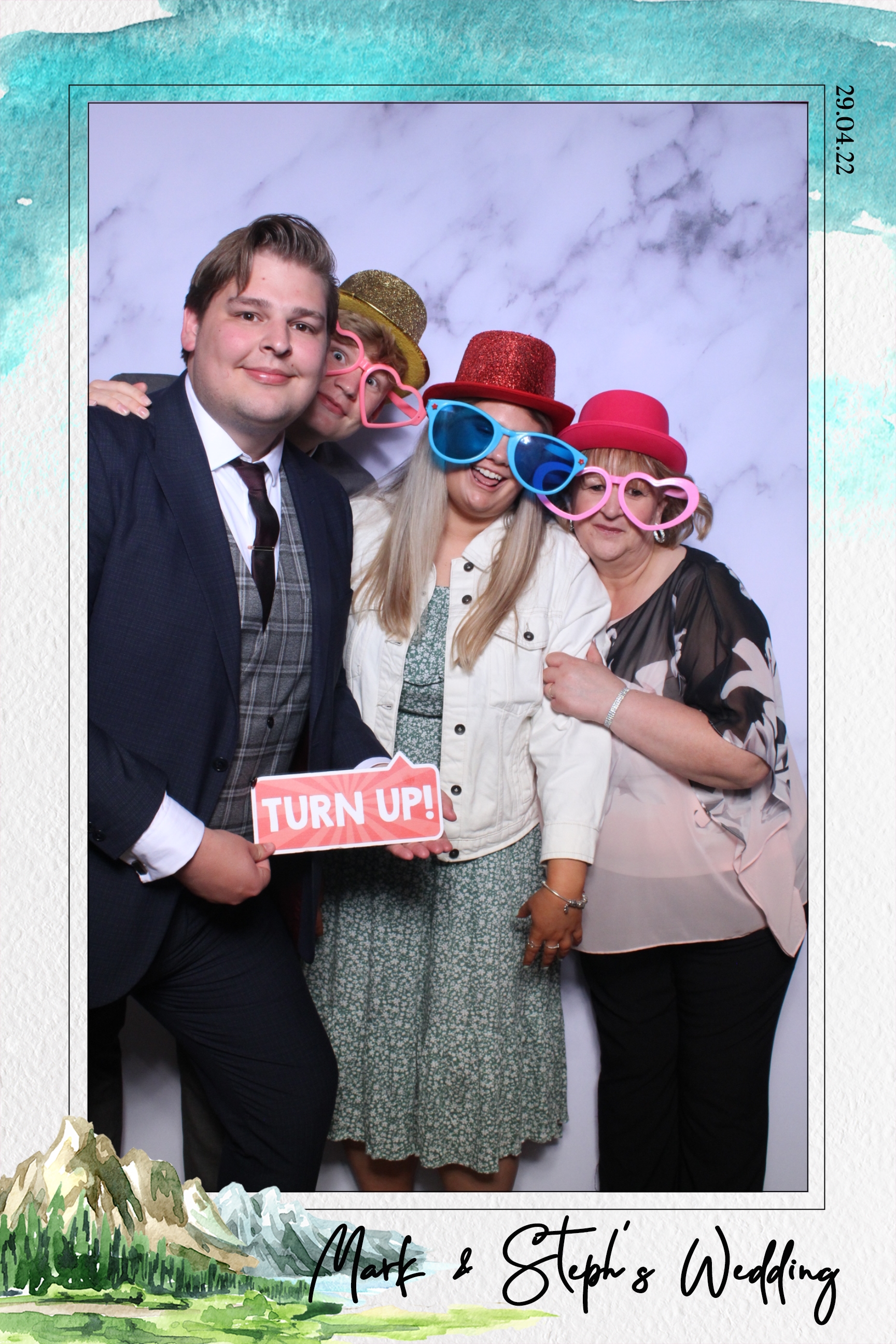 Mark & Steph | View more photos from the event at images.mobile-photo-booth.com/u/MobilePhotoBoothUK/Mark-Steph