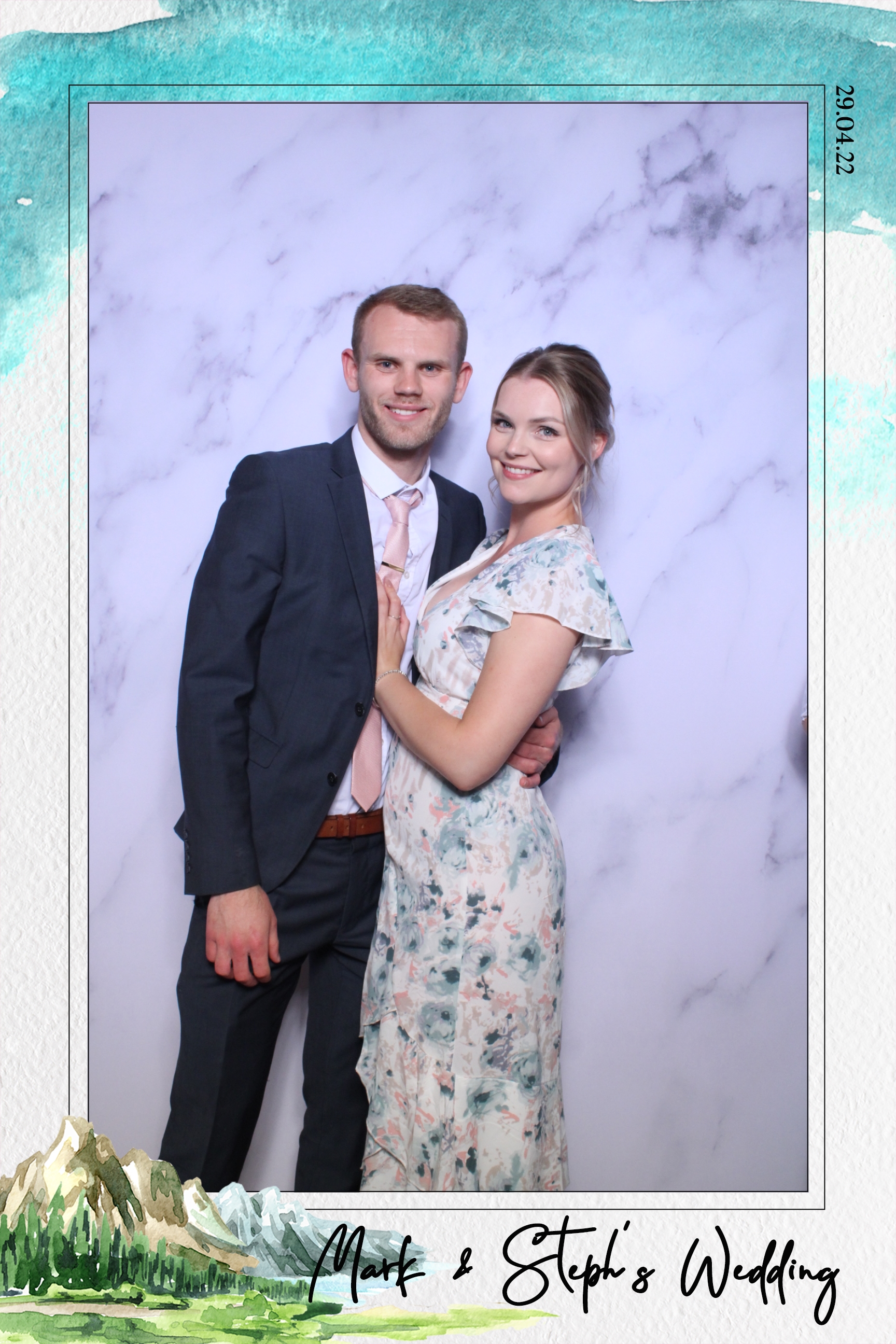 Mark & Steph | View more photos from the event at images.mobile-photo-booth.com/u/MobilePhotoBoothUK/Mark-Steph