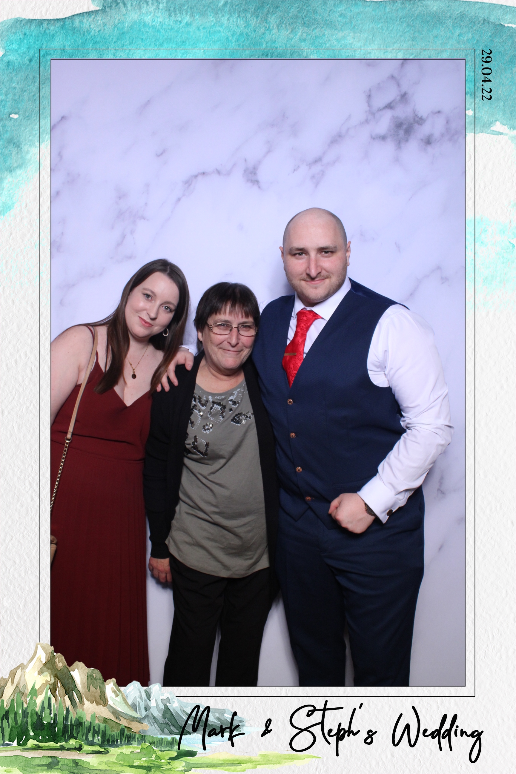 Mark & Steph | View more photos from the event at images.mobile-photo-booth.com/u/MobilePhotoBoothUK/Mark-Steph