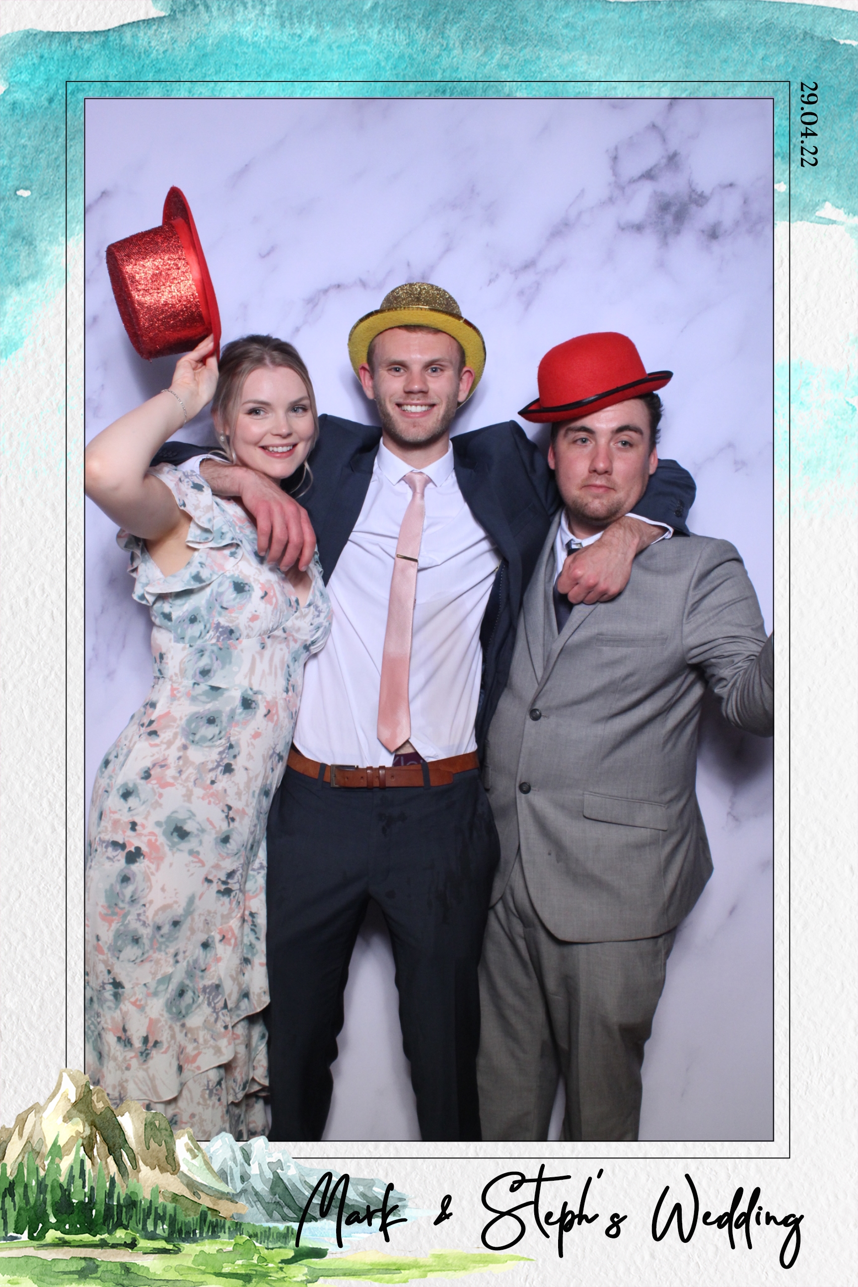 Mark & Steph | View more photos from the event at images.mobile-photo-booth.com/u/MobilePhotoBoothUK/Mark-Steph