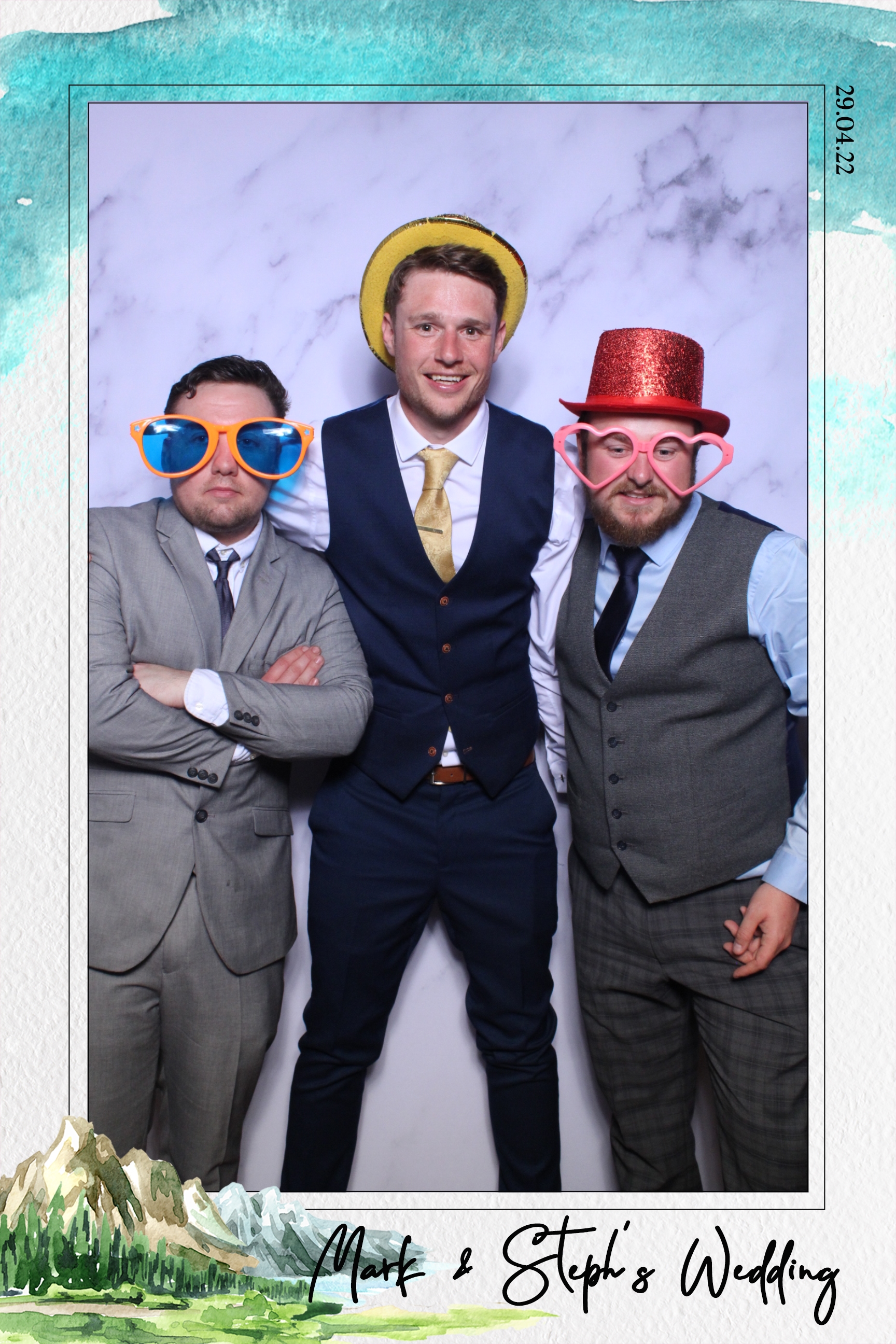 Mark & Steph | View more photos from the event at images.mobile-photo-booth.com/u/MobilePhotoBoothUK/Mark-Steph