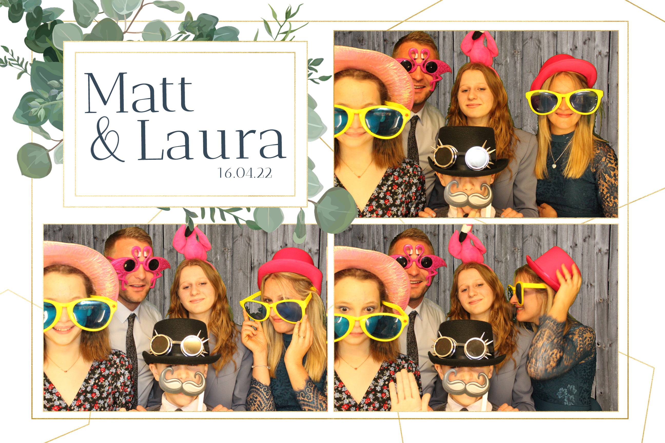 Matt & Laura | View more photos from the event at images.mobile-photo-booth.com/u/MobilePhotoBoothUK/Matt-Laura