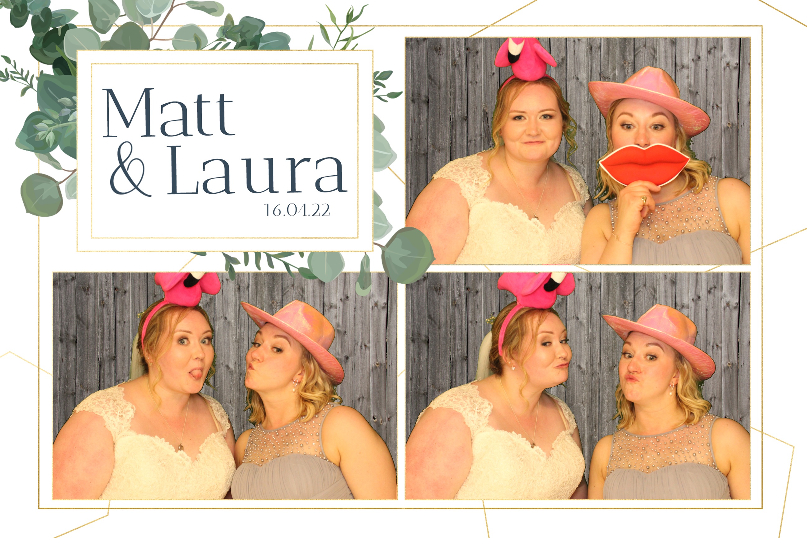 Matt & Laura | View more photos from the event at images.mobile-photo-booth.com/u/MobilePhotoBoothUK/Matt-Laura