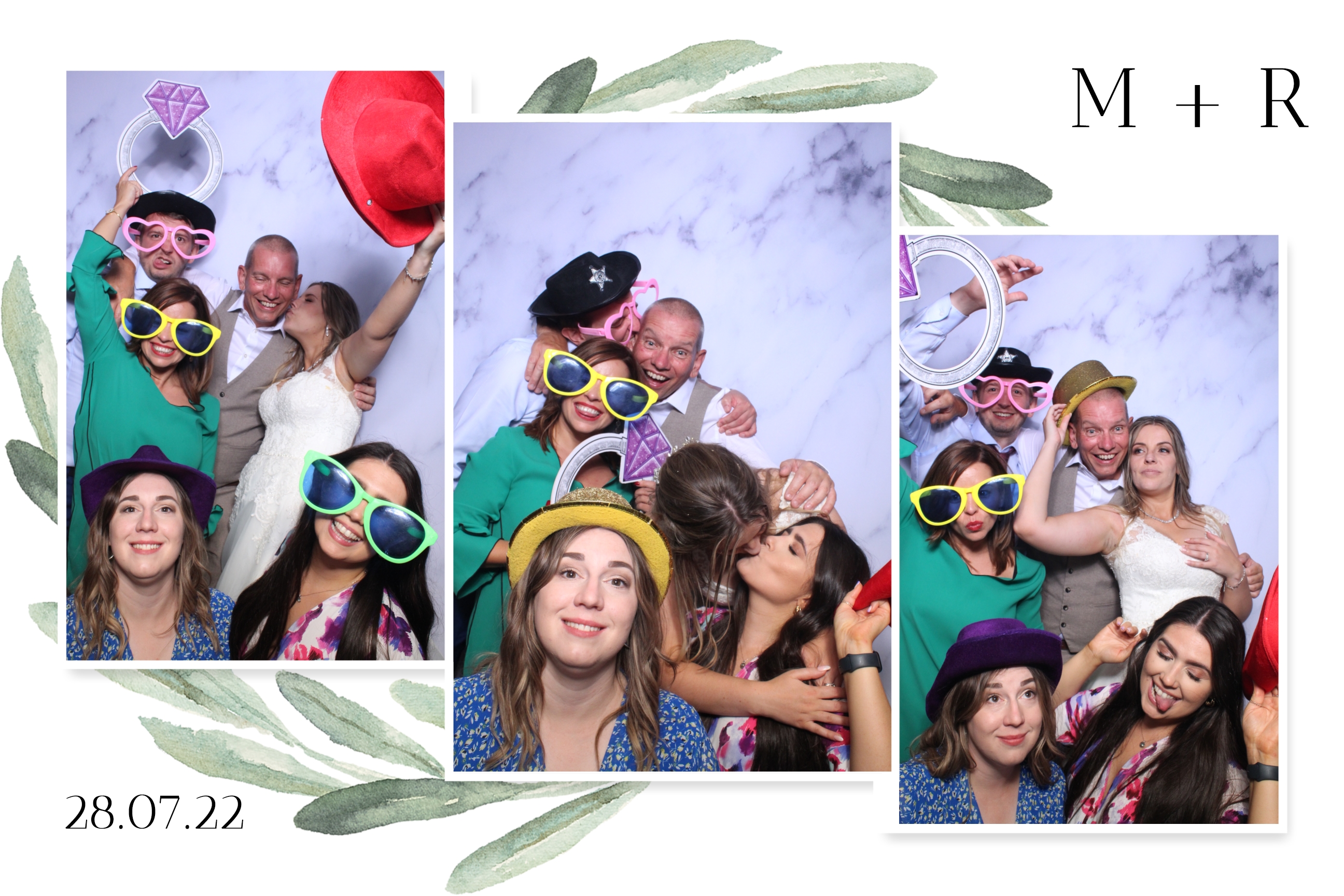 Matthew & Rachel | View more photos from the event at images.mobile-photo-booth.com/u/MobilePhotoBoothUK/Matthew-Rachel