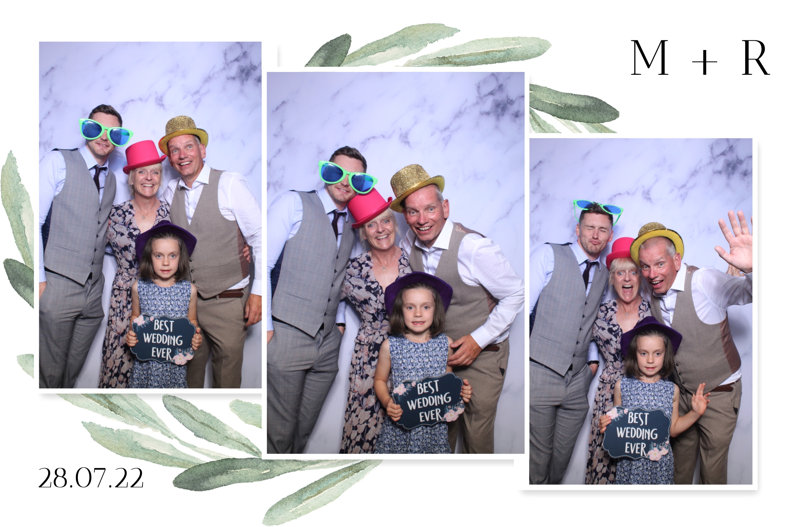 Matthew & Rachel | View more photos from the event at images.mobile-photo-booth.com/u/MobilePhotoBoothUK/Matthew-Rachel