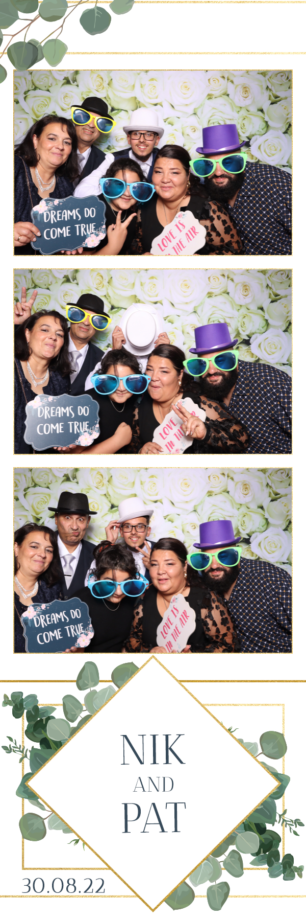 Nik & Pat | View more photos from the event at images.mobile-photo-booth.com/u/MobilePhotoBoothUK/Nik-Pat