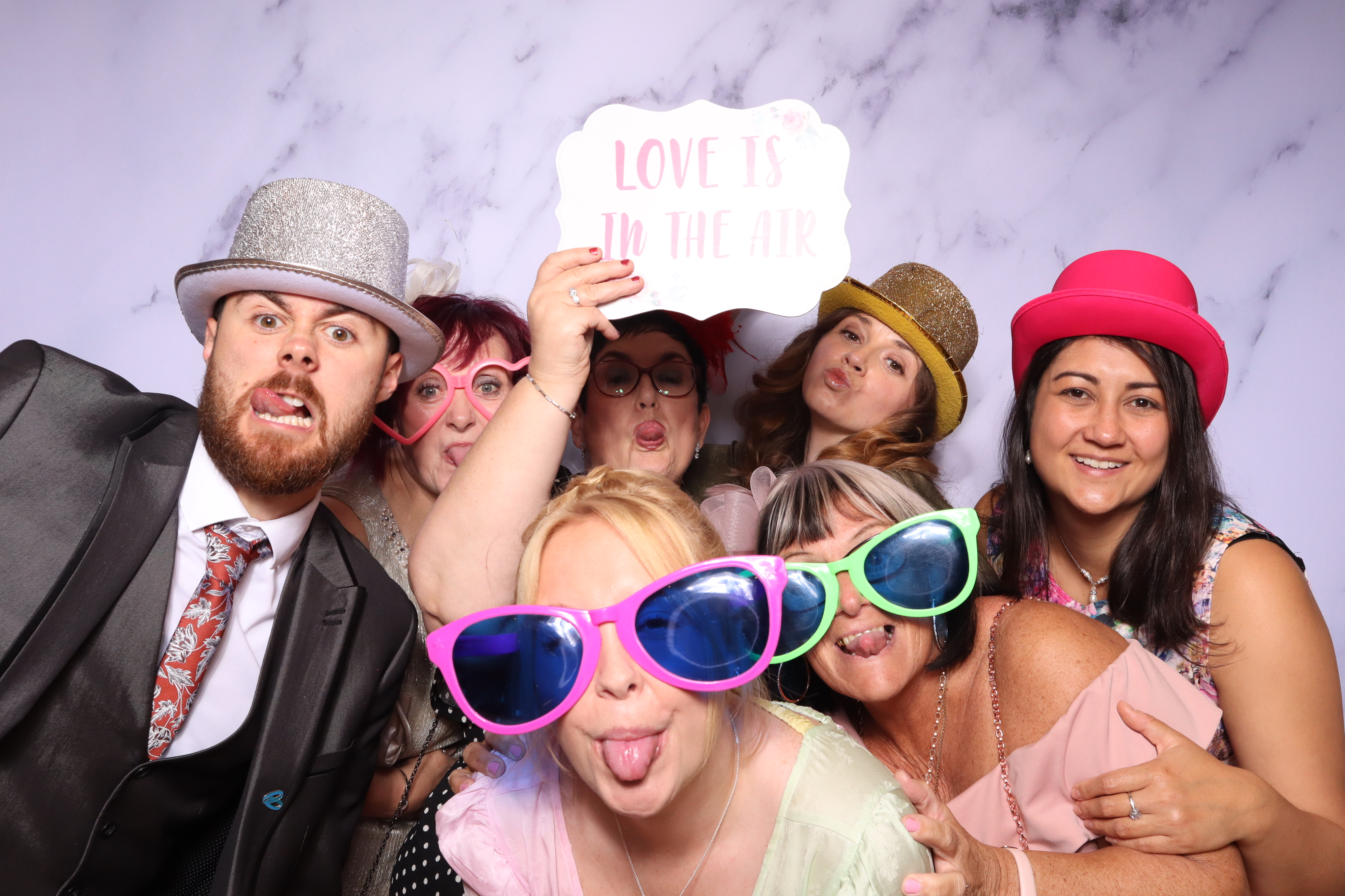 Sam & Ian | View more photos from the event at images.mobile-photo-booth.com/u/MobilePhotoBoothUK/Sam-Ian