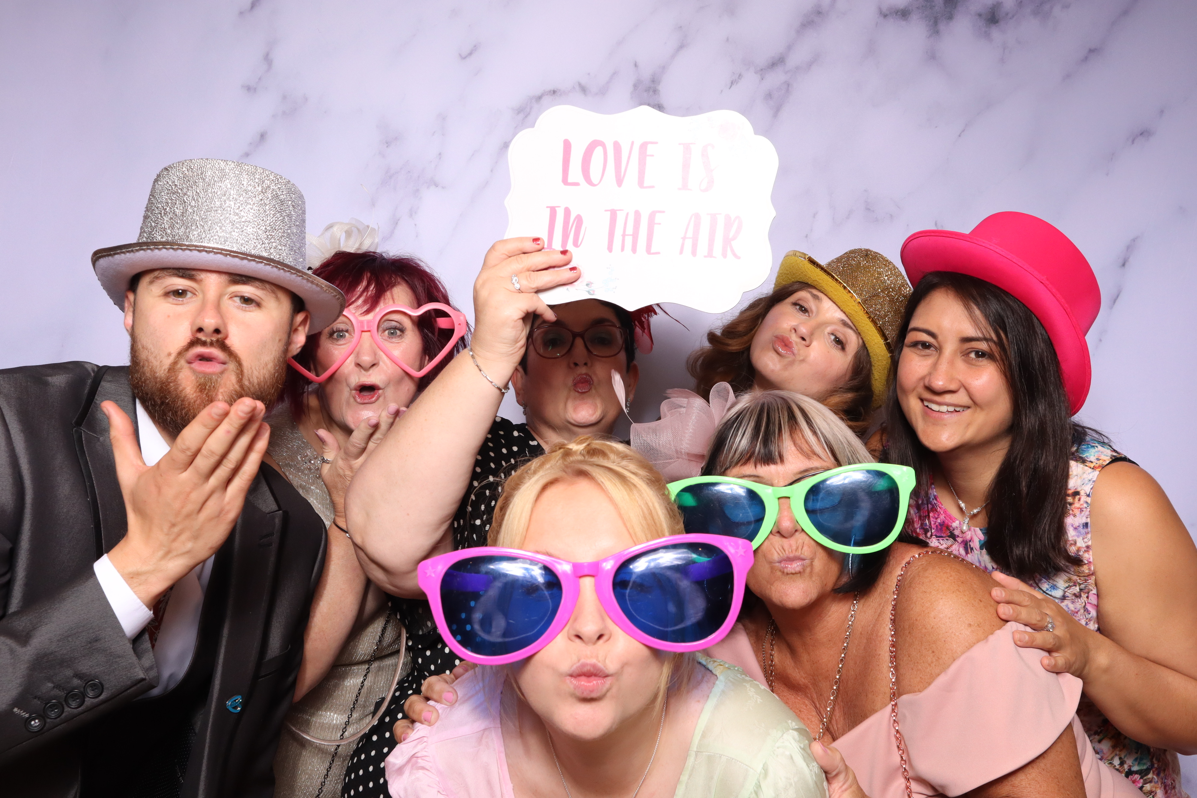 Sam & Ian | View more photos from the event at images.mobile-photo-booth.com/u/MobilePhotoBoothUK/Sam-Ian