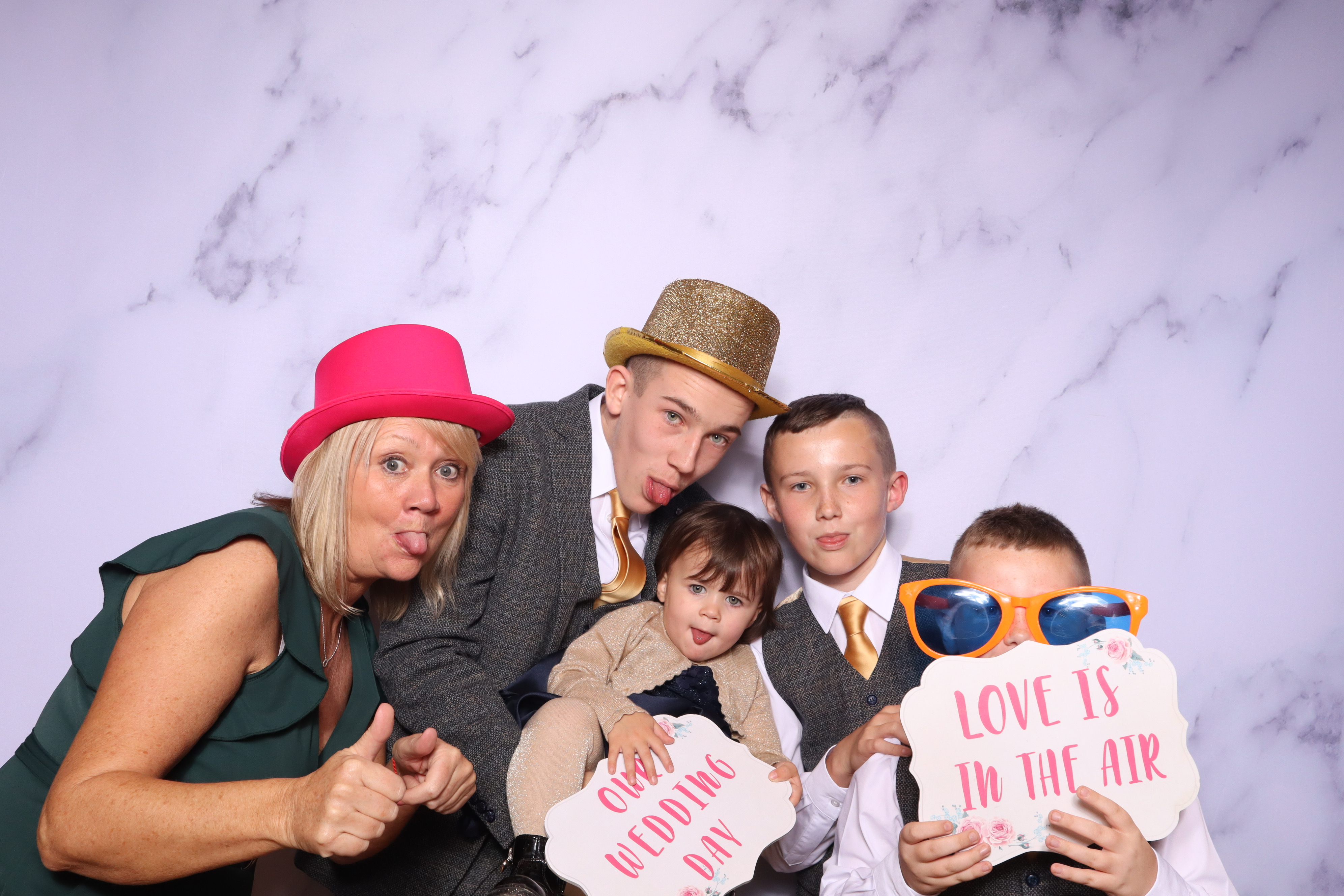 Sam & Ian | View more photos from the event at images.mobile-photo-booth.com/u/MobilePhotoBoothUK/Sam-Ian