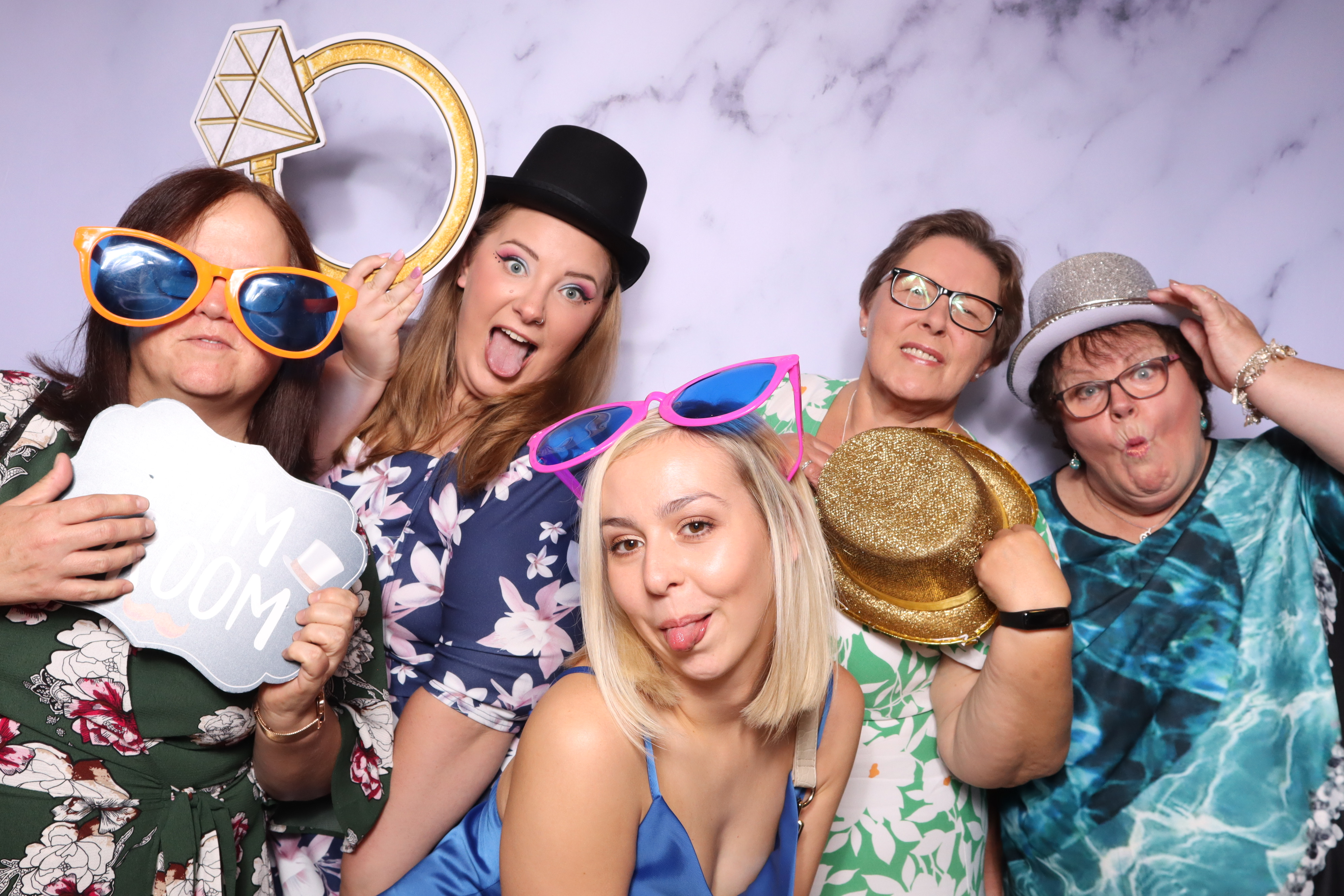 Sam & Ian | View more photos from the event at images.mobile-photo-booth.com/u/MobilePhotoBoothUK/Sam-Ian