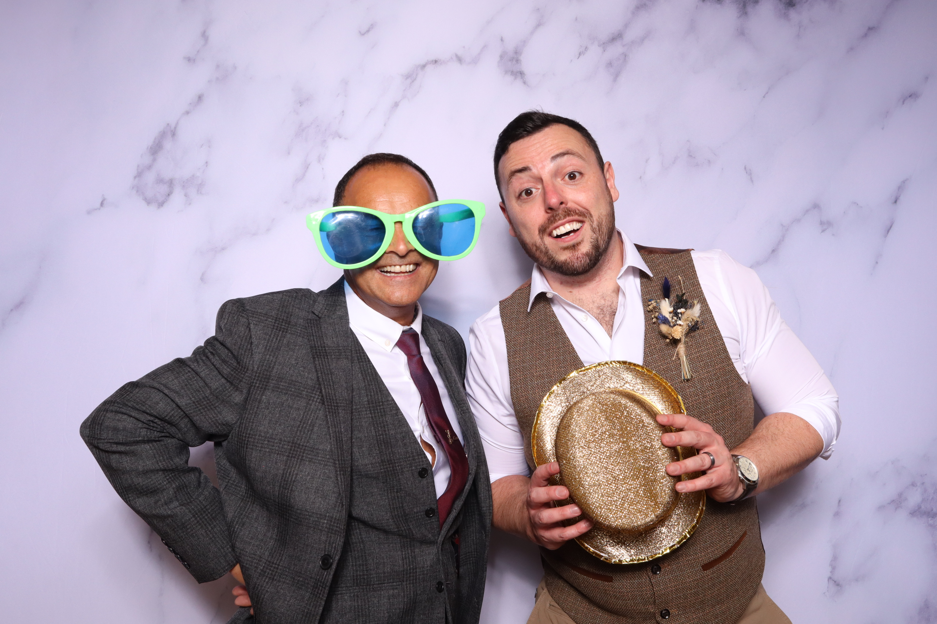 Sam & Ian | View more photos from the event at images.mobile-photo-booth.com/u/MobilePhotoBoothUK/Sam-Ian