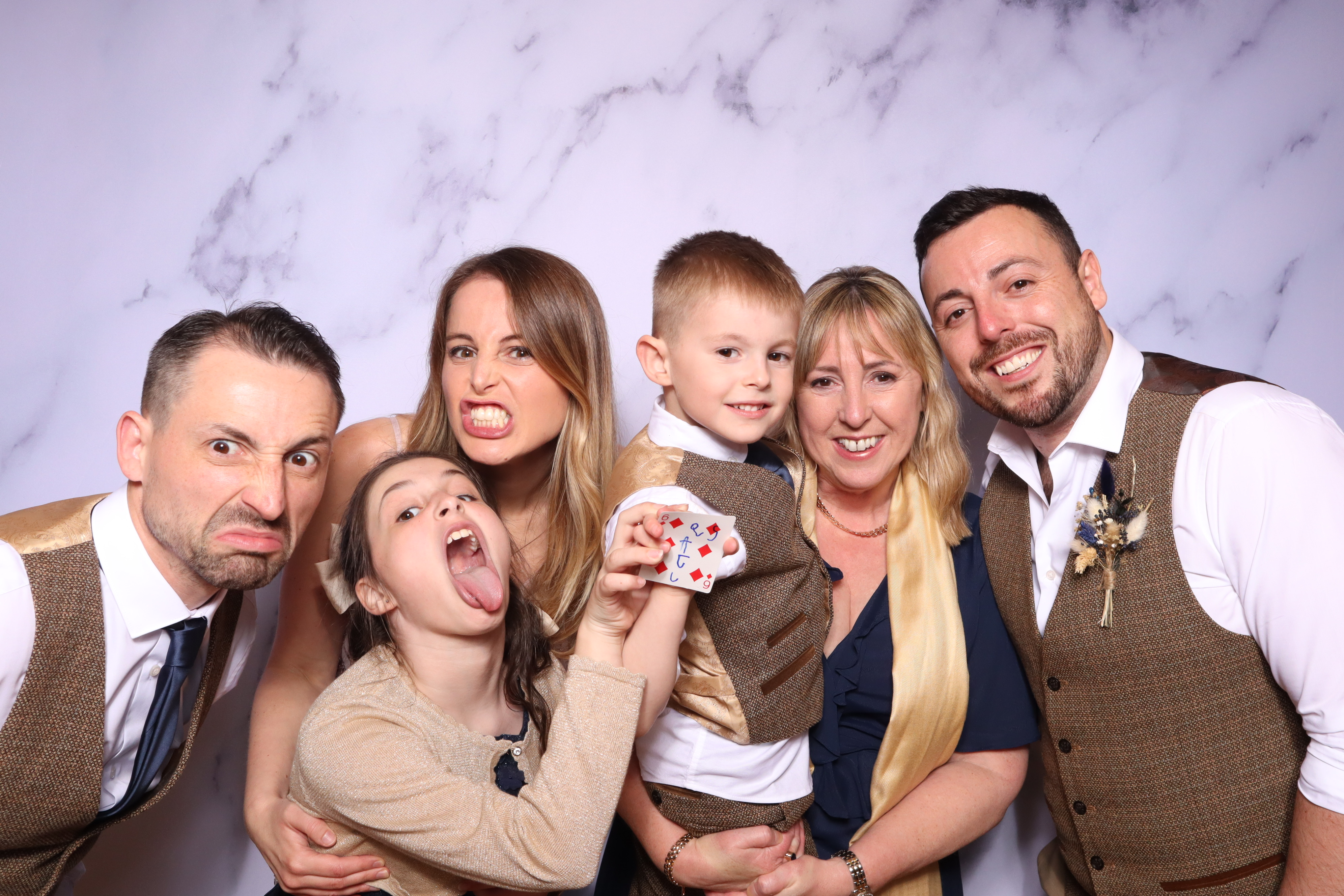 Sam & Ian | View more photos from the event at images.mobile-photo-booth.com/u/MobilePhotoBoothUK/Sam-Ian
