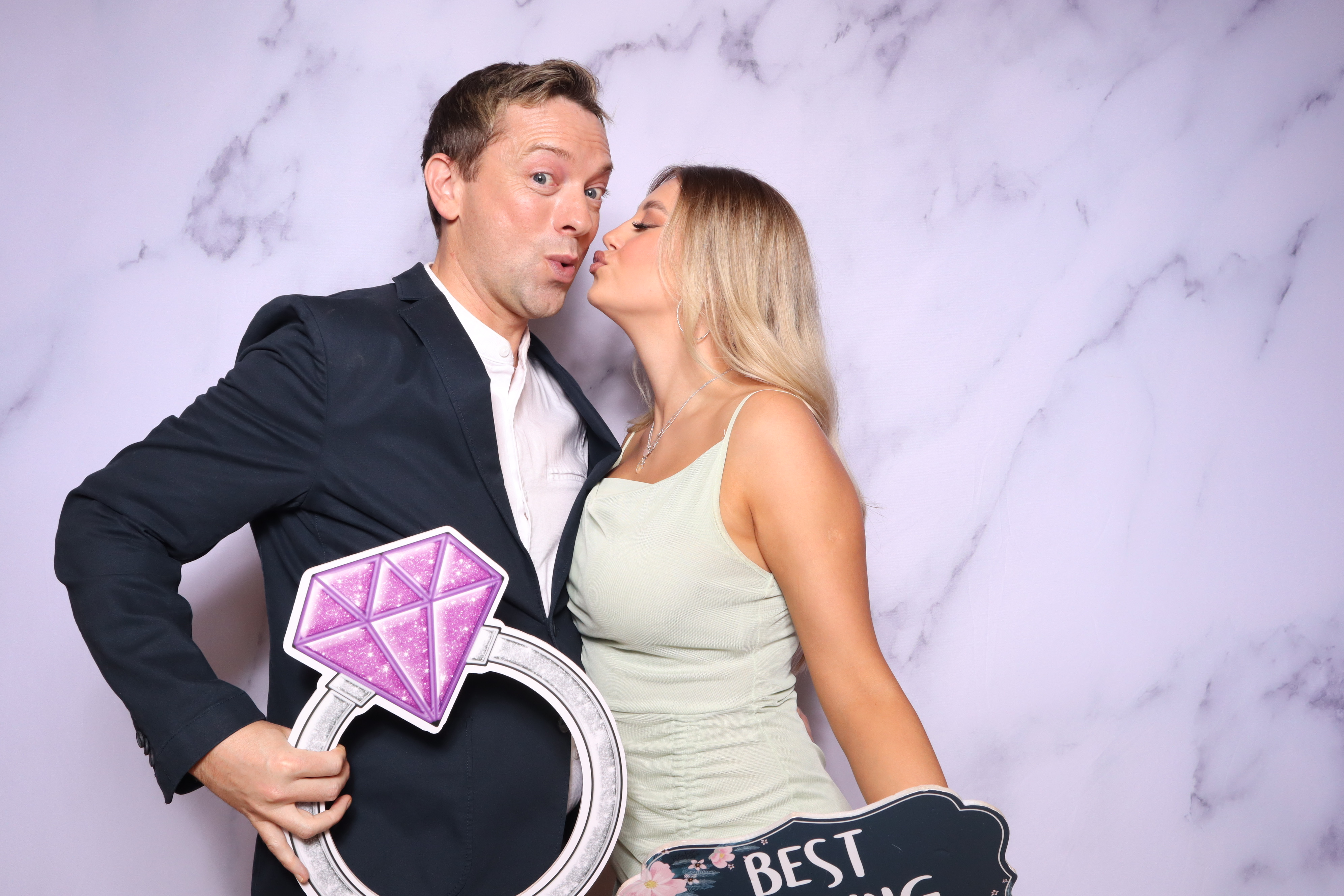 Sam & Ian | View more photos from the event at images.mobile-photo-booth.com/u/MobilePhotoBoothUK/Sam-Ian