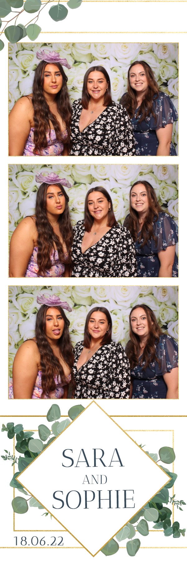 Sara & Sophie | View more photos from the event at images.mobile-photo-booth.com/u/MobilePhotoBoothUK/Sara-Sophie
