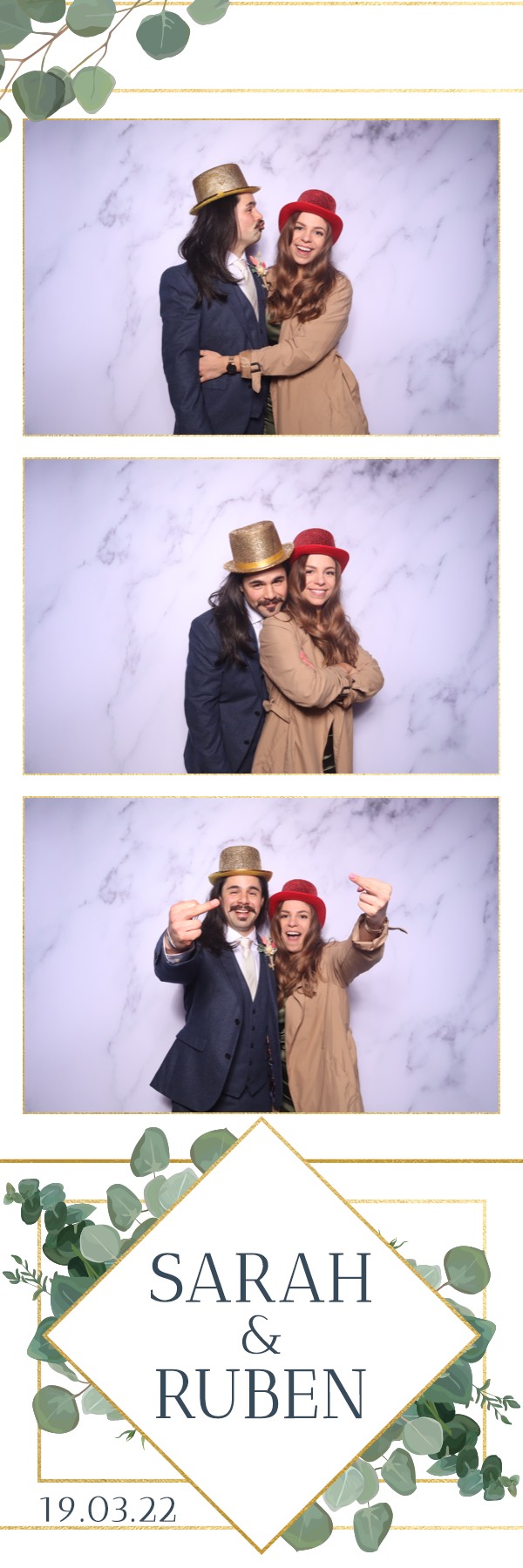 Sarah & Ruben | View more photos from the event at images.mobile-photo-booth.com/u/MobilePhotoBoothUK/Sarah-Ruben