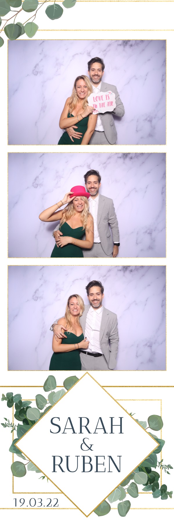 Sarah & Ruben | View more photos from the event at images.mobile-photo-booth.com/u/MobilePhotoBoothUK/Sarah-Ruben